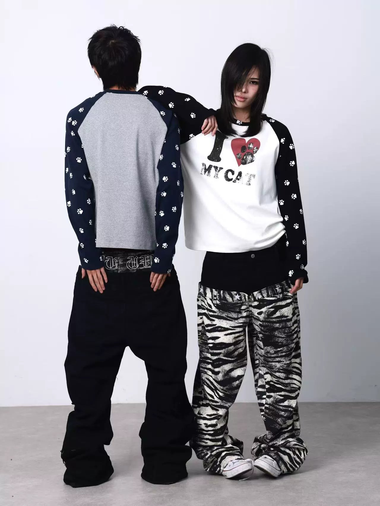 Pawprint Heart Cat Lover Raglan Longsleeve