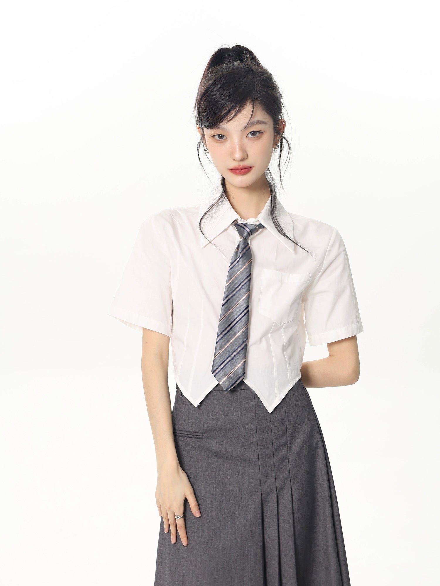 White Short-Sleeve Shirt with Tie JK Style