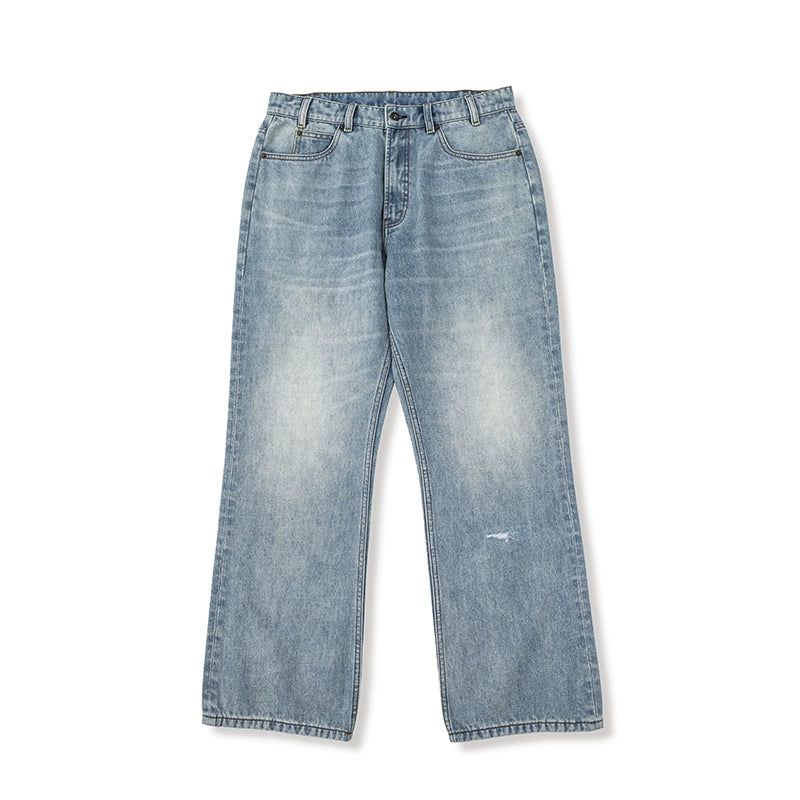 Leichte Jeans mit gerader Bein