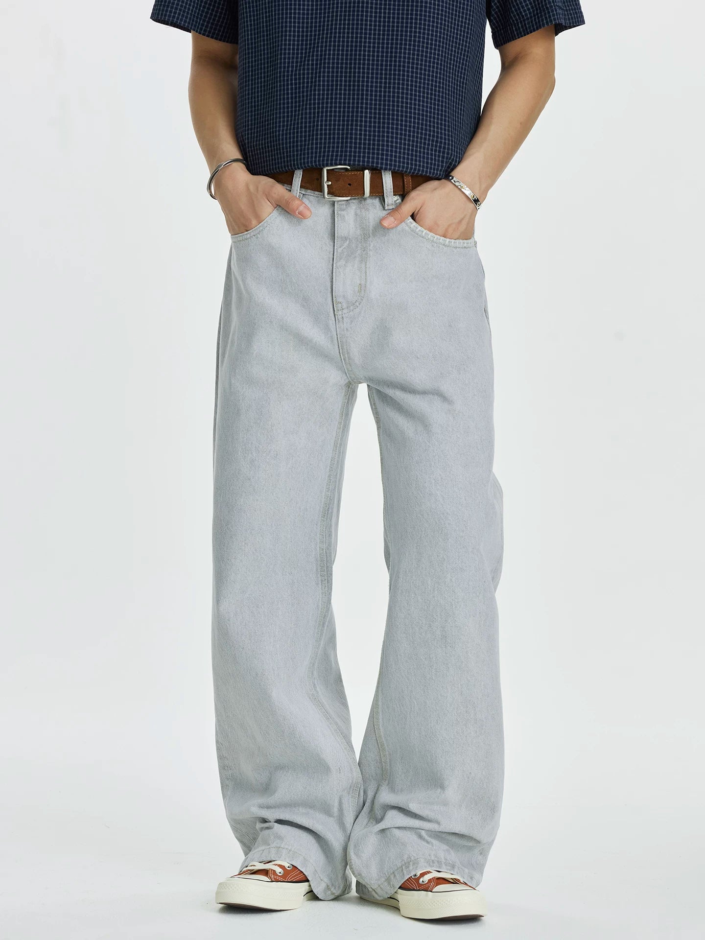 Glacier Wash Wide-Leg Jeans