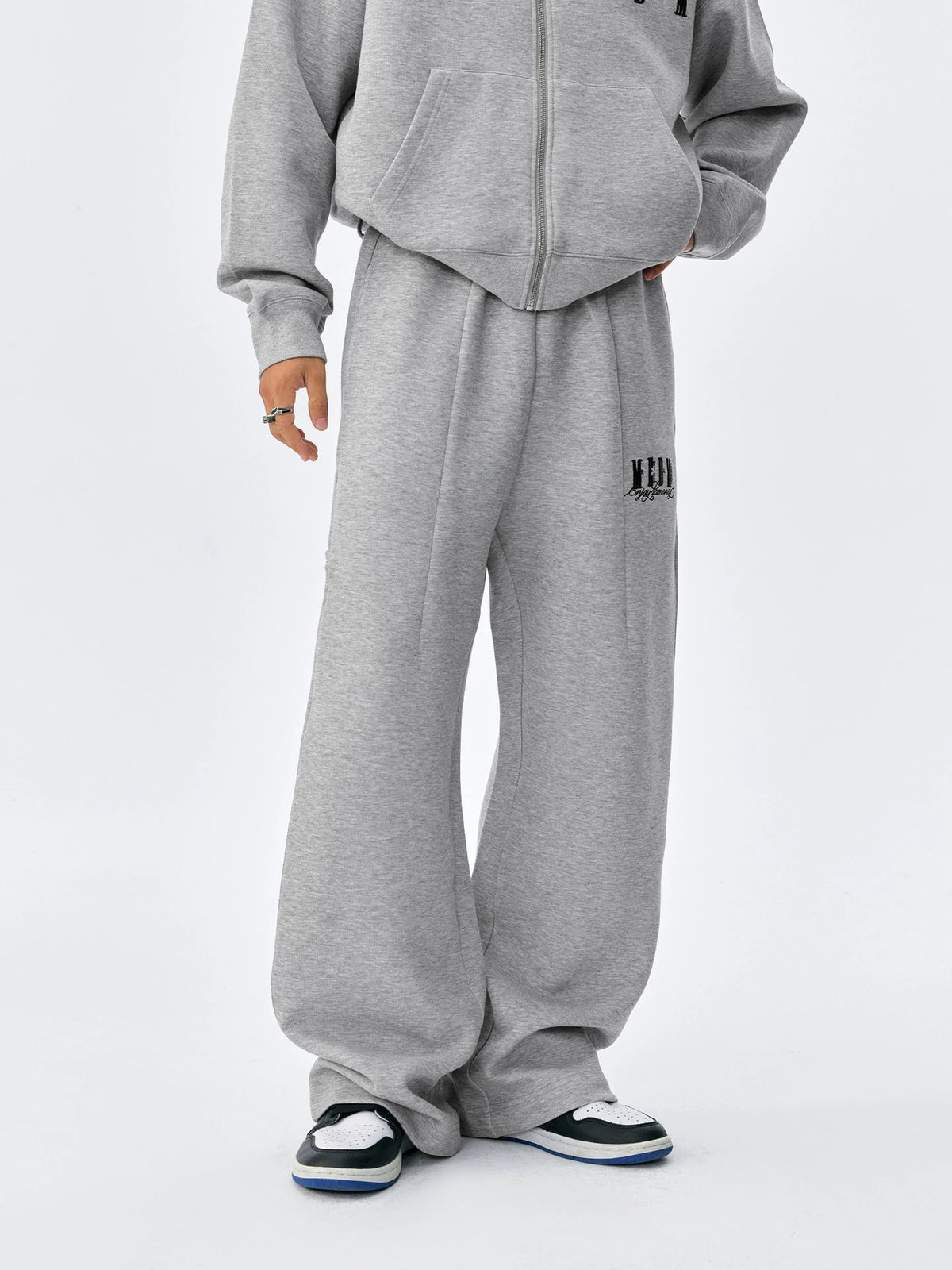 Logo Embroidered Wide-Leg Drawstring Sweatpants
