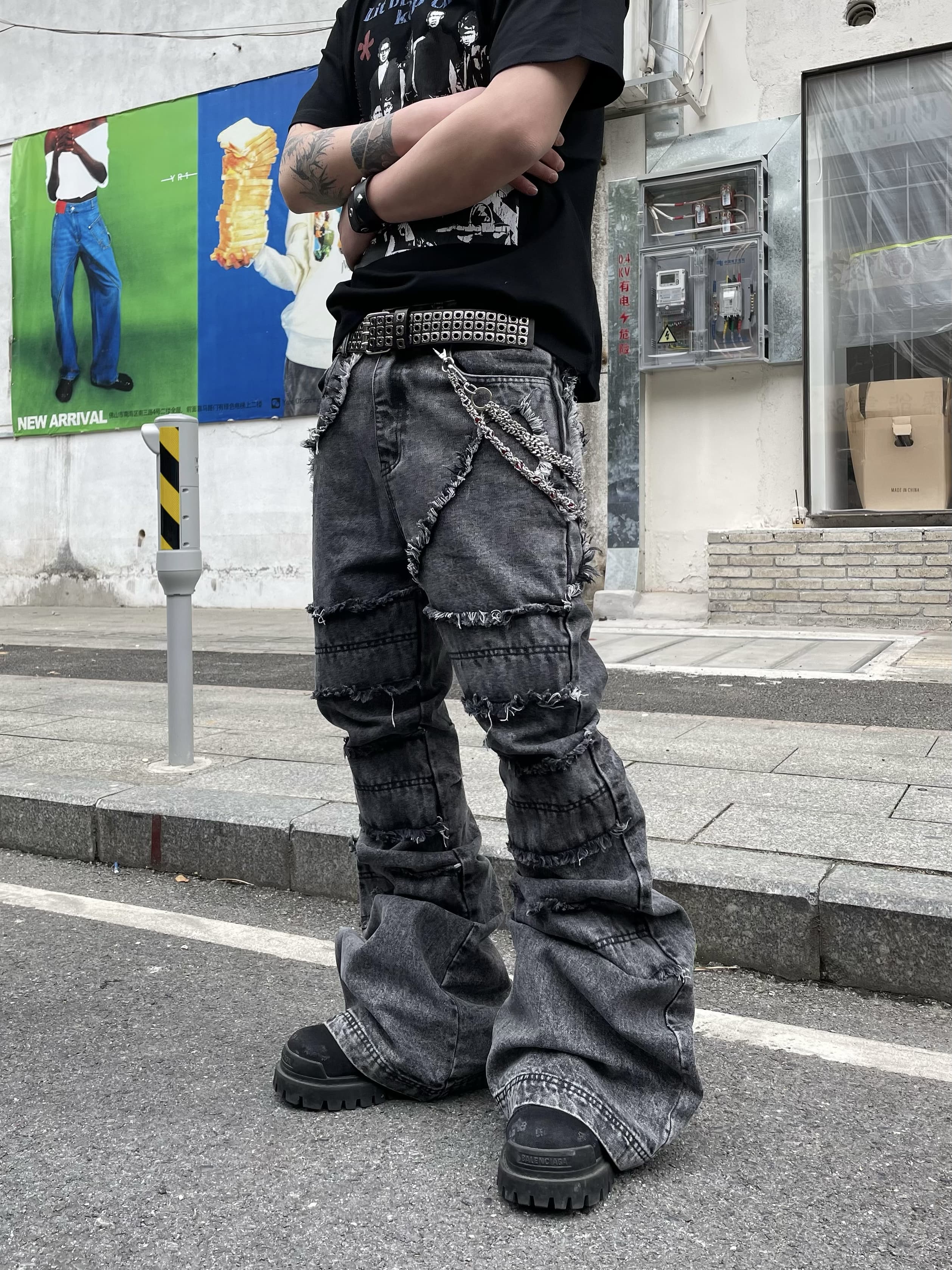 Ripped Grunge Stacked Jeans