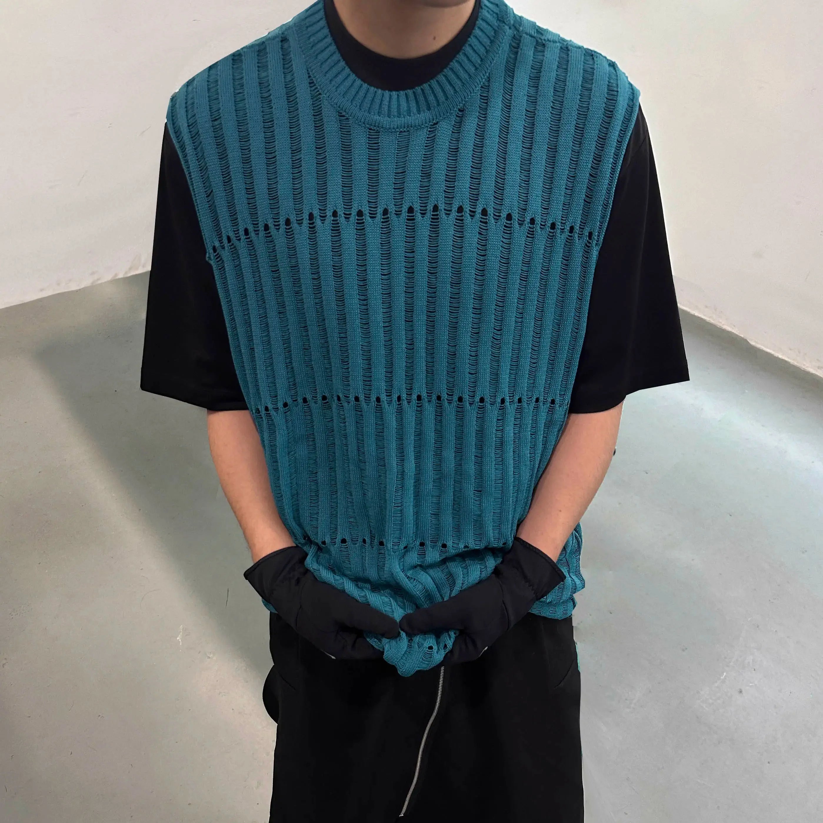 Tree-Pattern Open-Knit Vest
