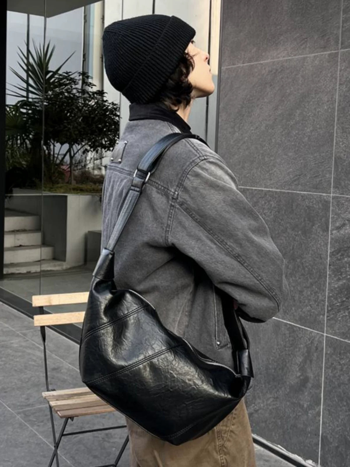 Obsidian Curve Crossbody Sling