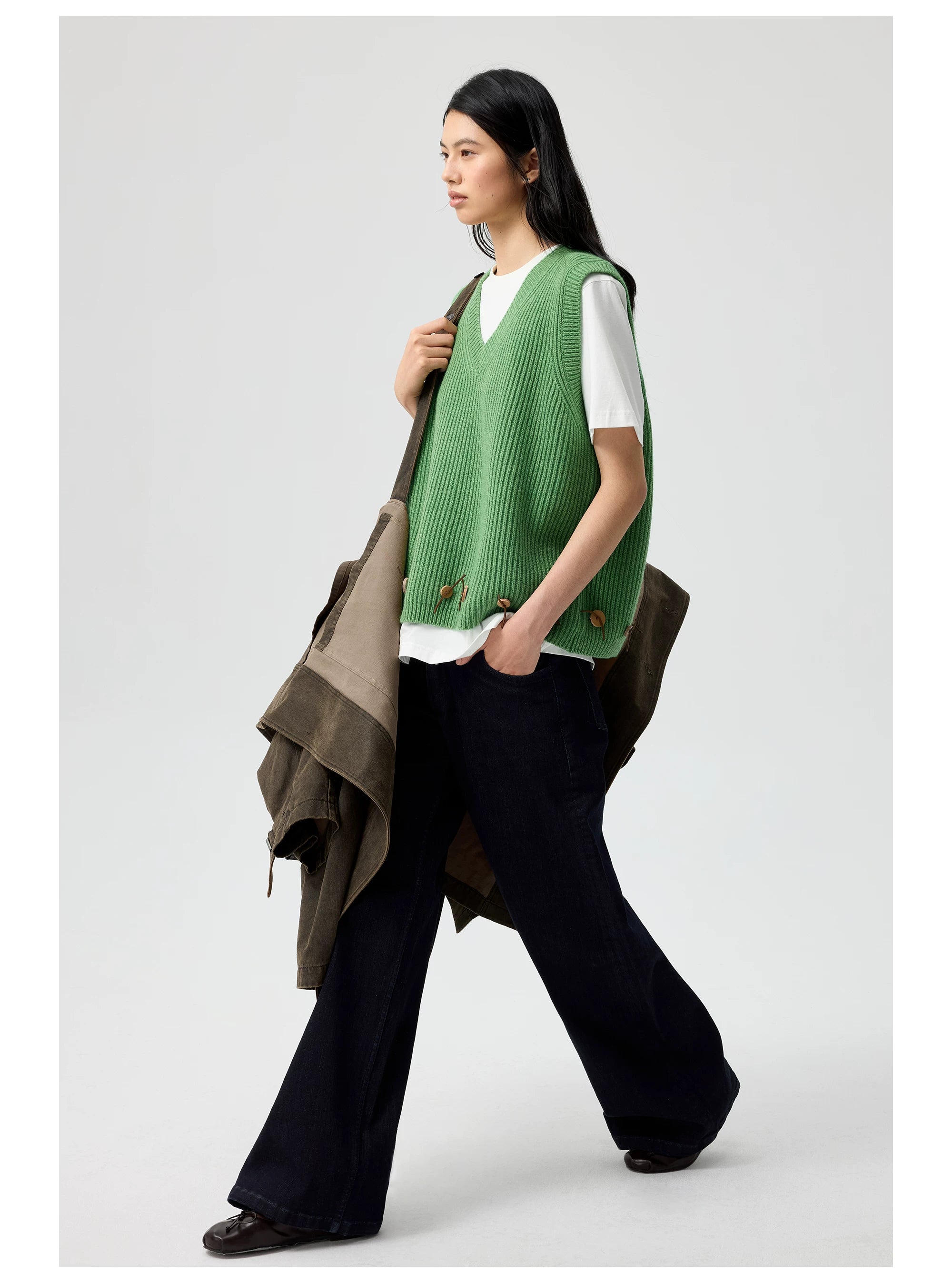Embroidered Ribbed Button Knit Vest