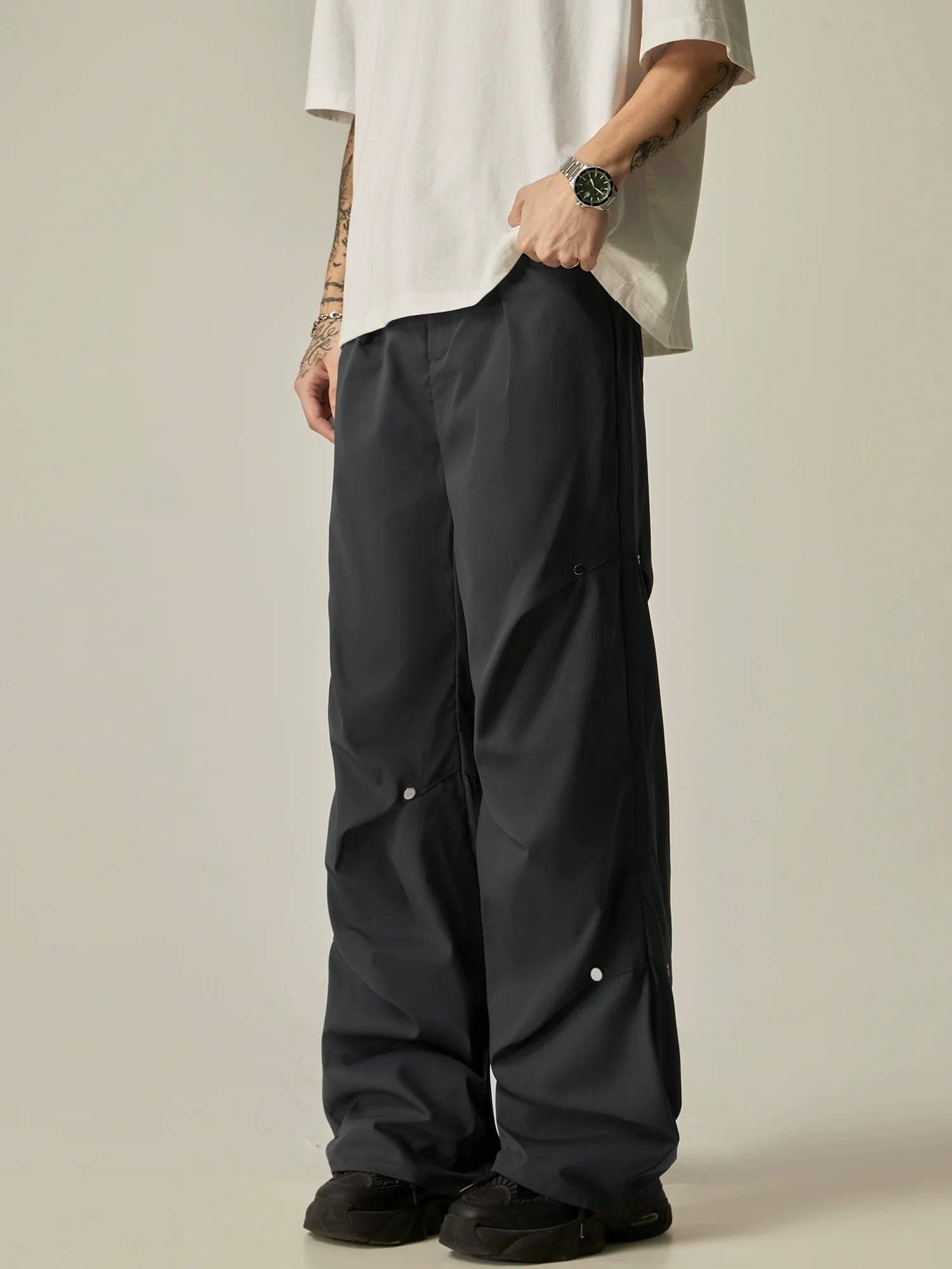 Wide-Leg Utility Cargo Pants