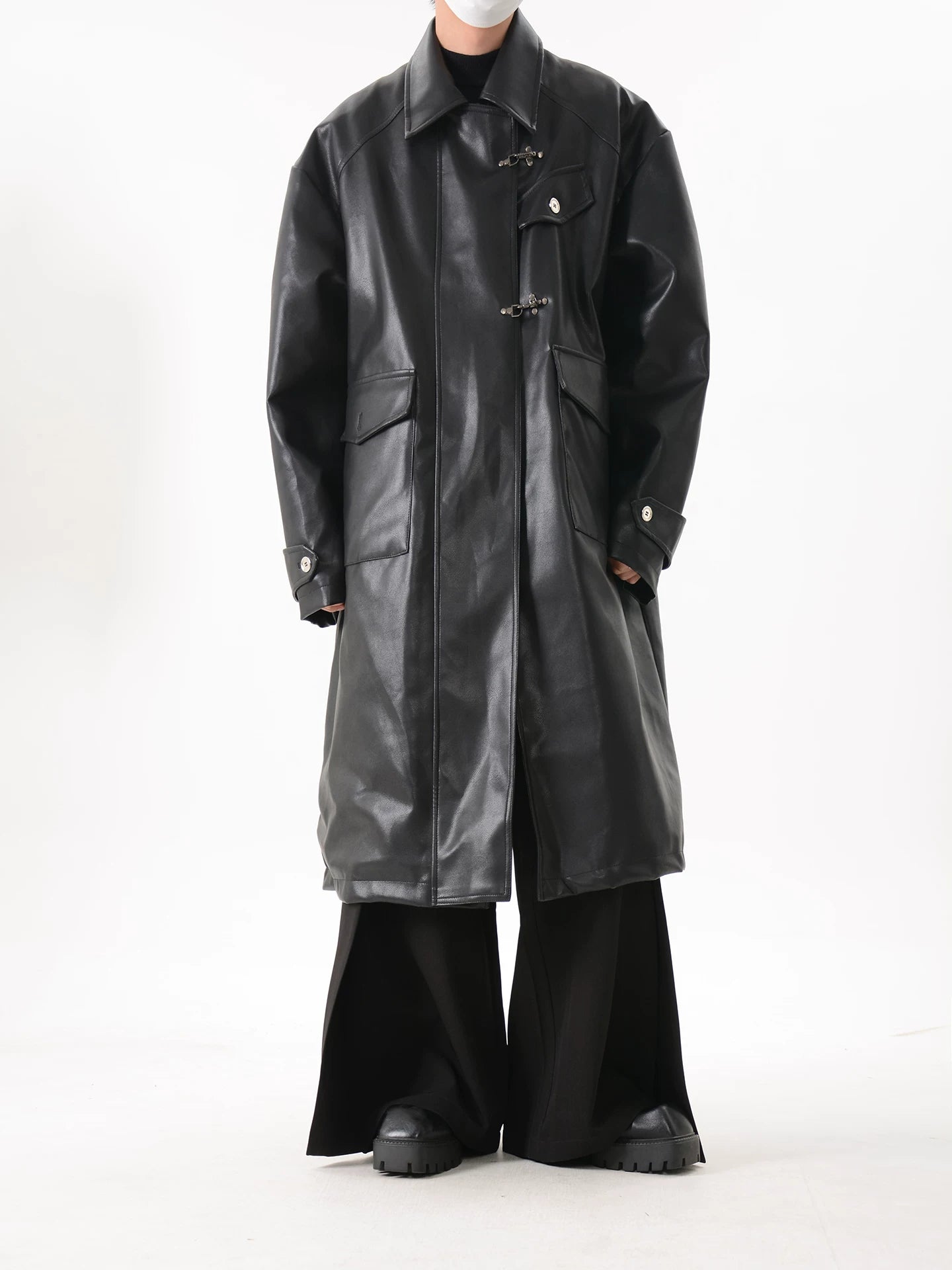 Onyx Overdrive Long Rider Coat