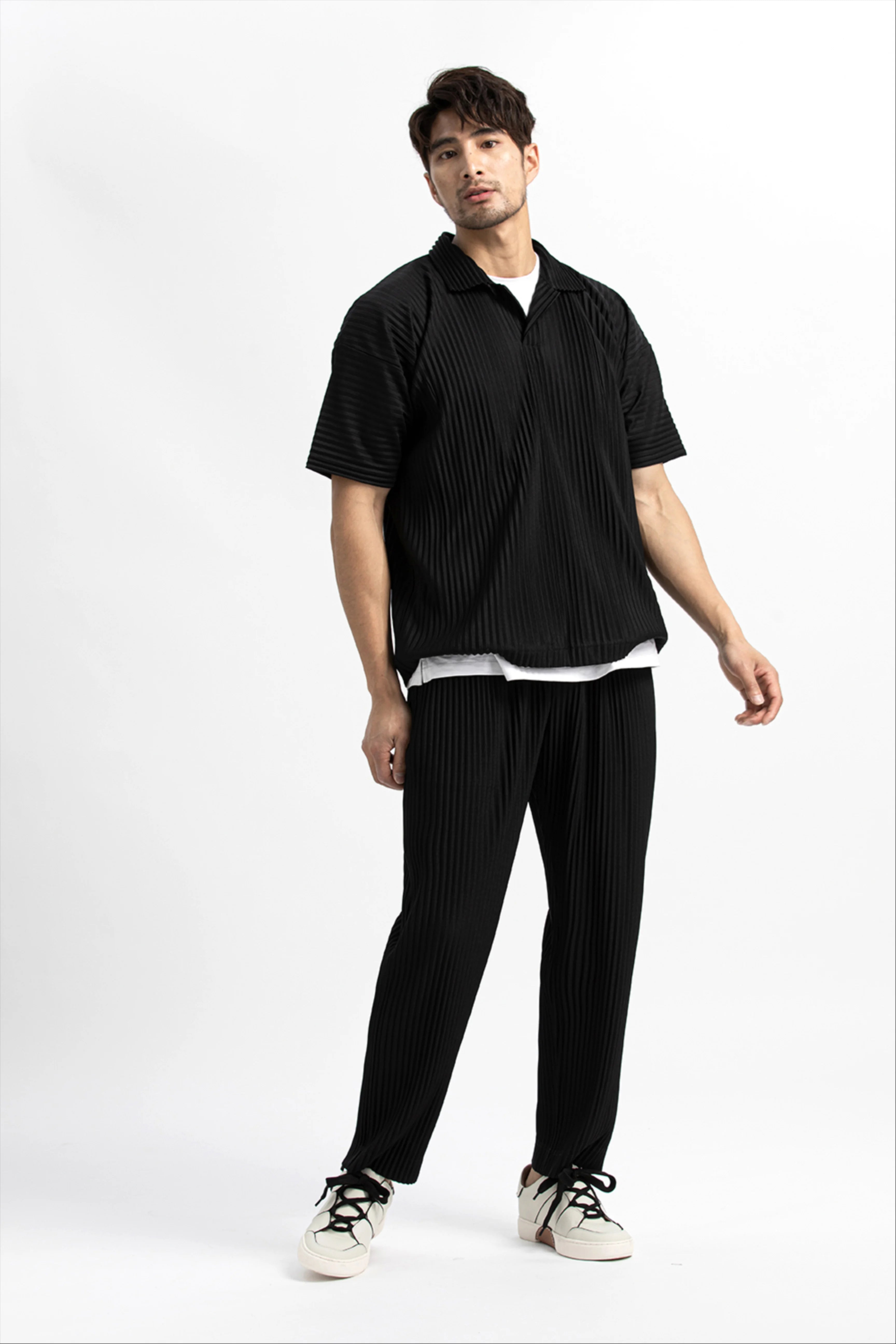 Frostline Pleated Straight-Leg Trousers