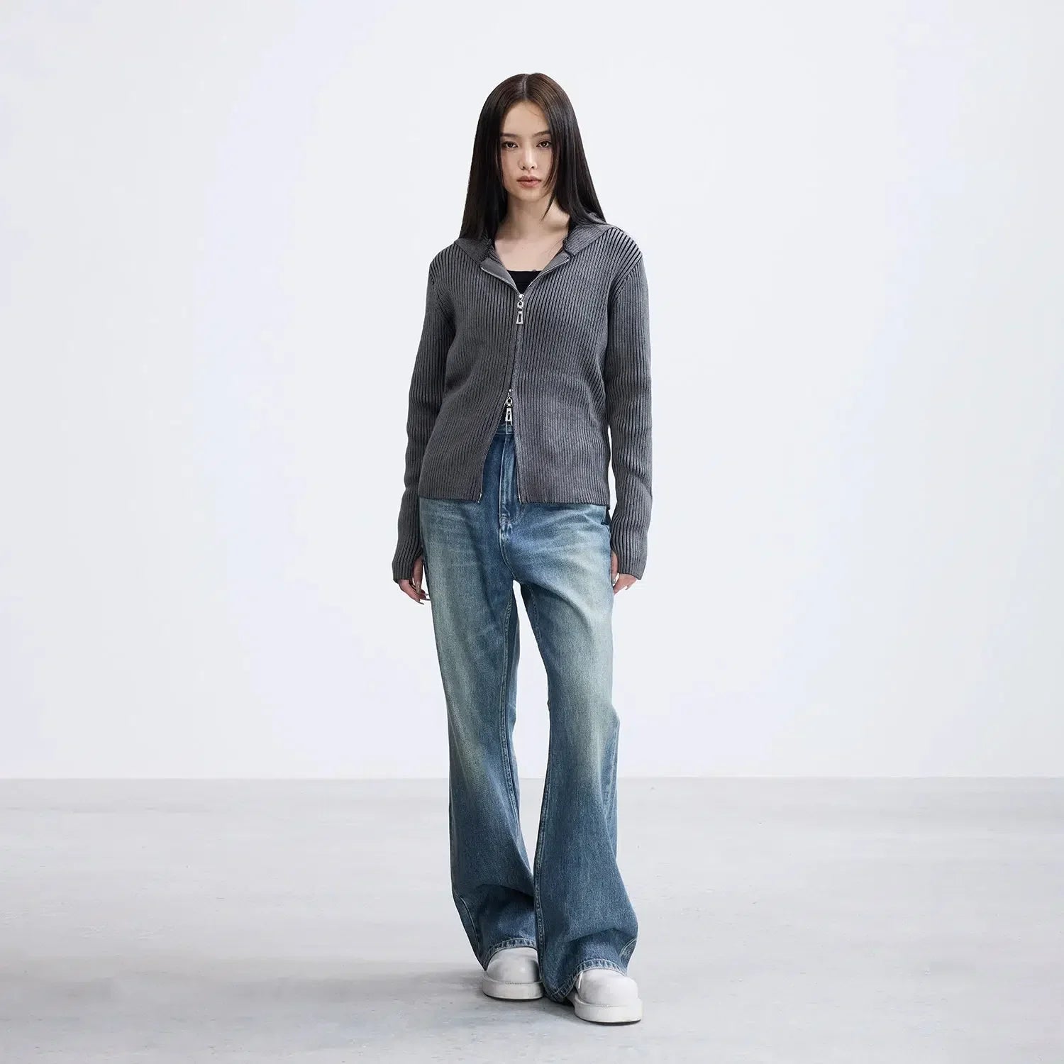 Faded Bootcut Jeans - chiclara