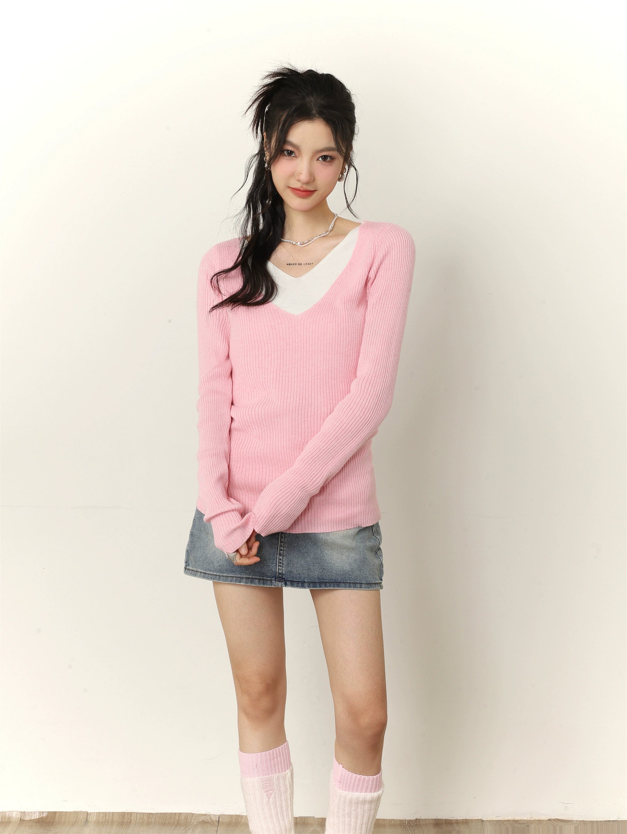 V-neck Long Sleeve Knit Sweater