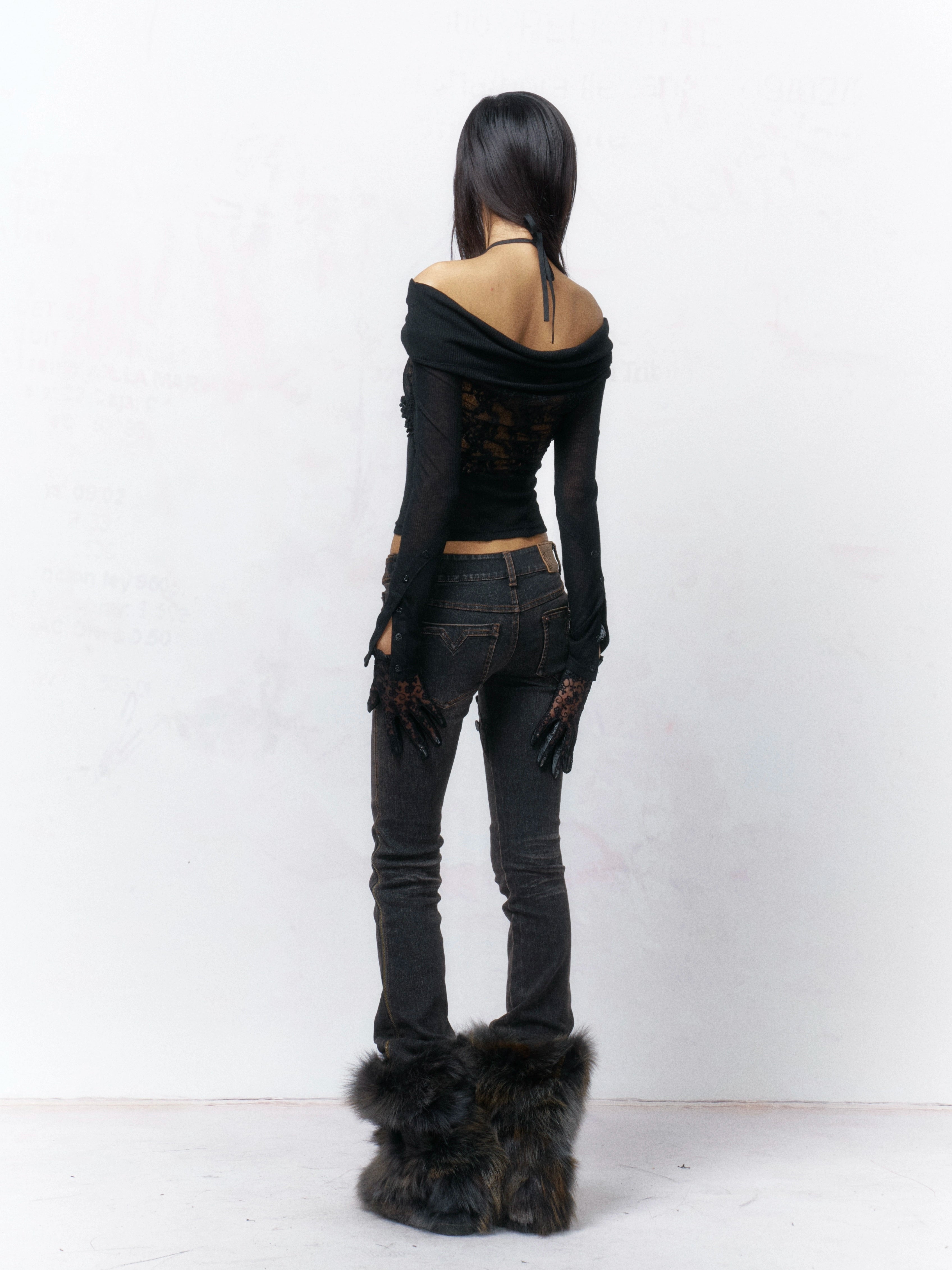 Noir Siren Off‑Shoulder Lace Cardigan