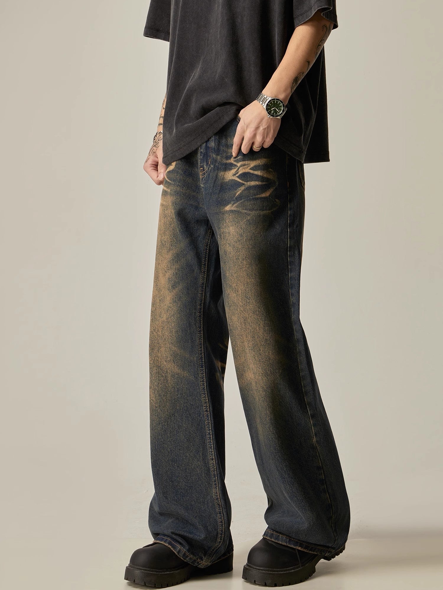 Distressed Wide-Leg Vintage Wash Jeans