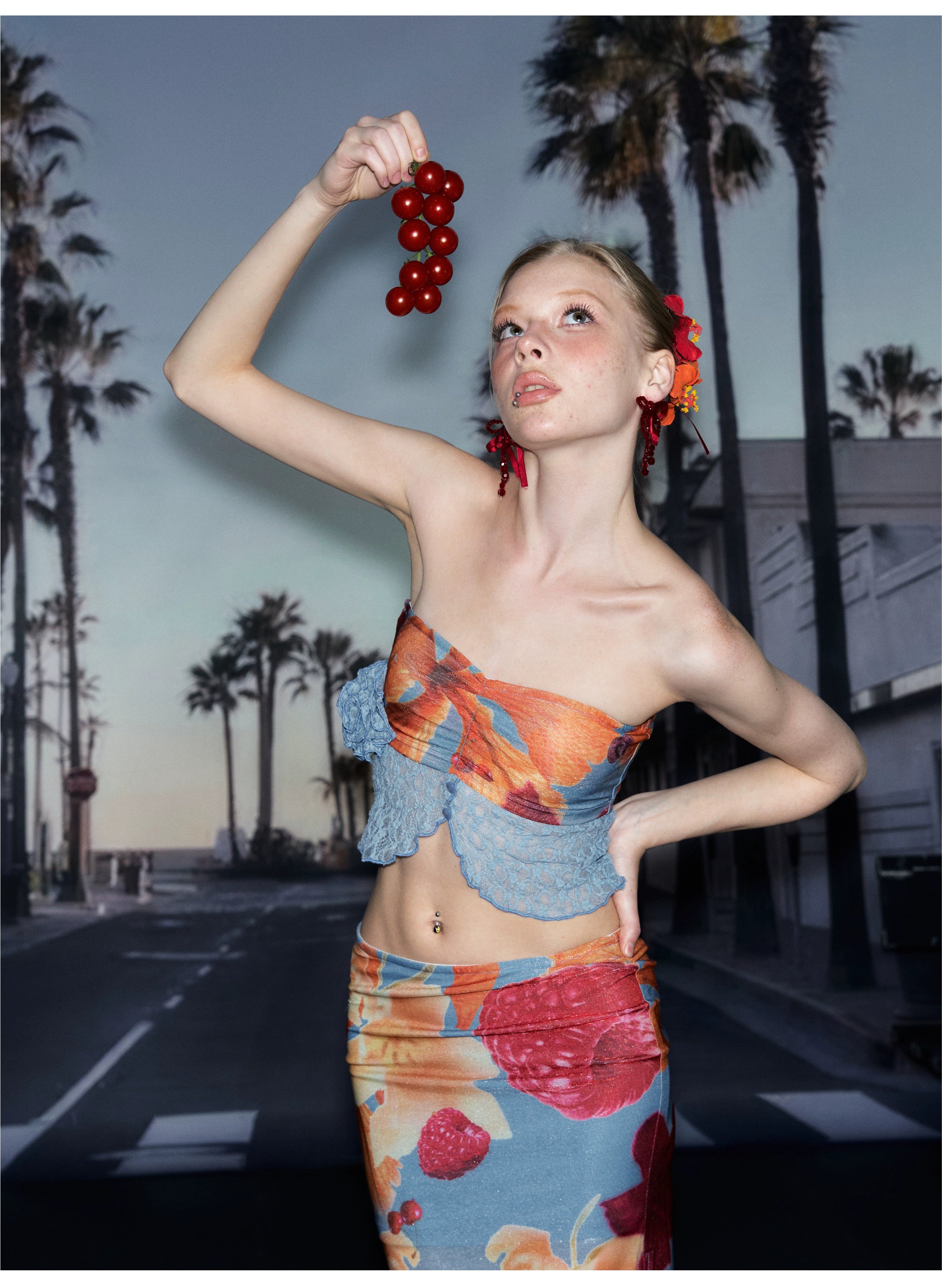 Top Tropical Fruit Print Slim-Fit en dentelle sans bretelles