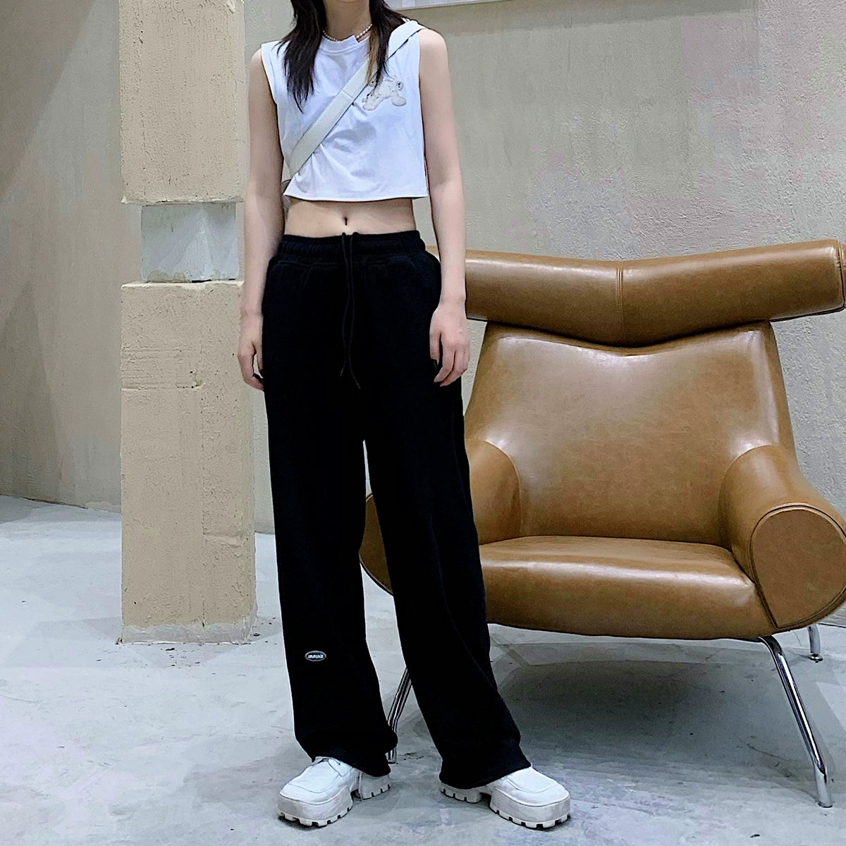 Loose-Fit Sweatpants with Drawstring Waist