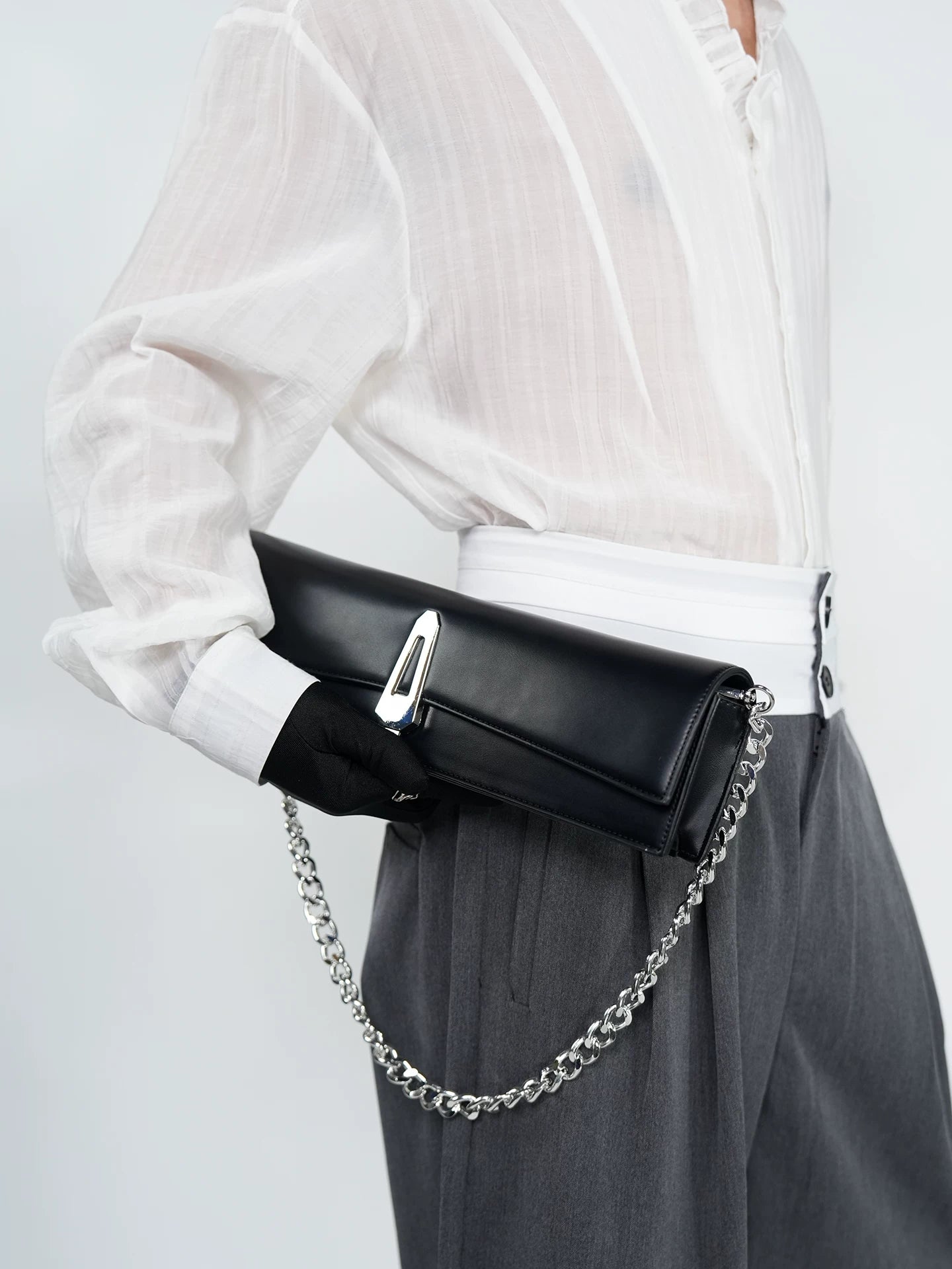 Obsidian Ledger Chain-Shoulder Clutch