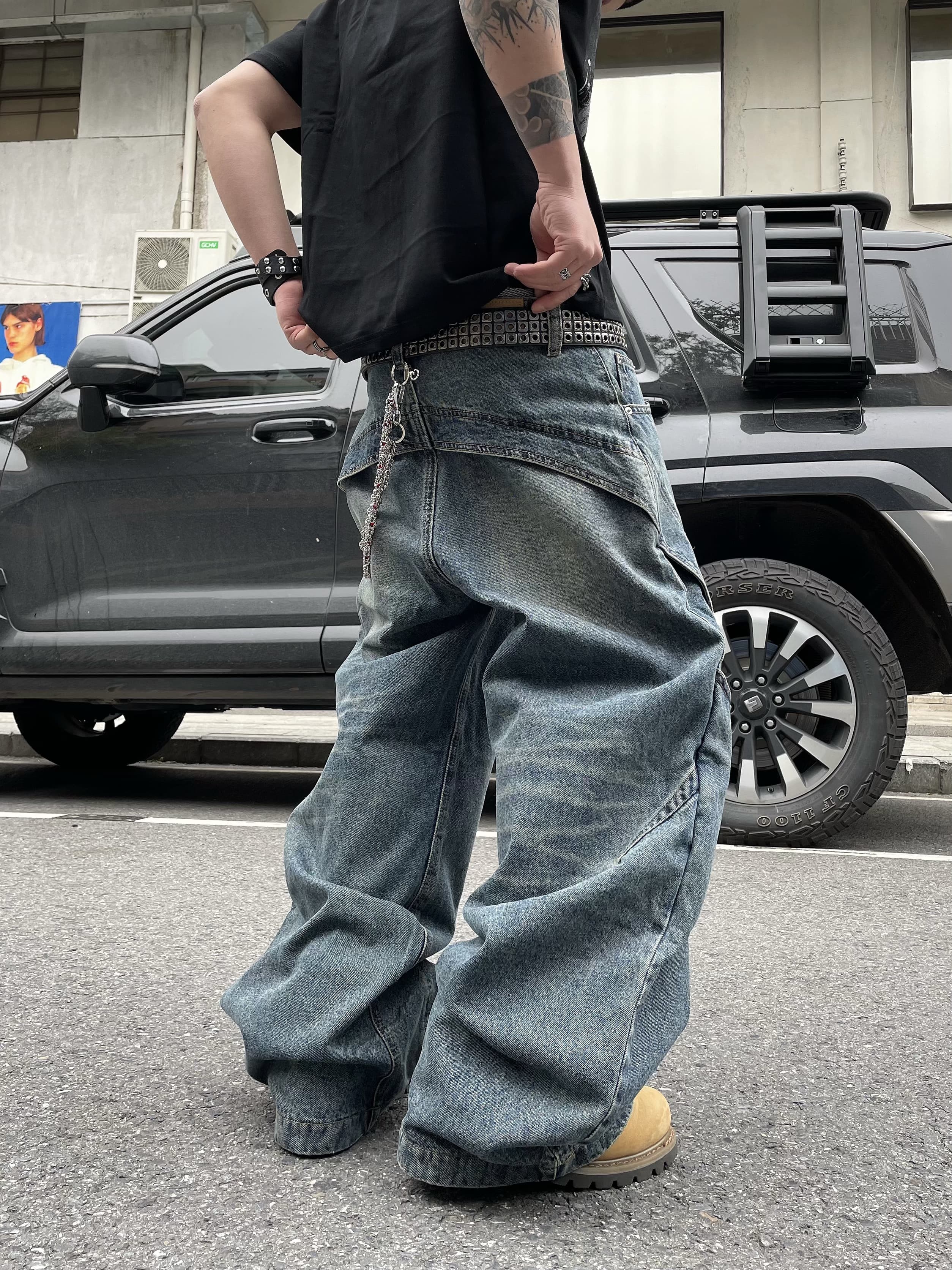 3D Panel Acid Wash Distressed Cargo Jeans