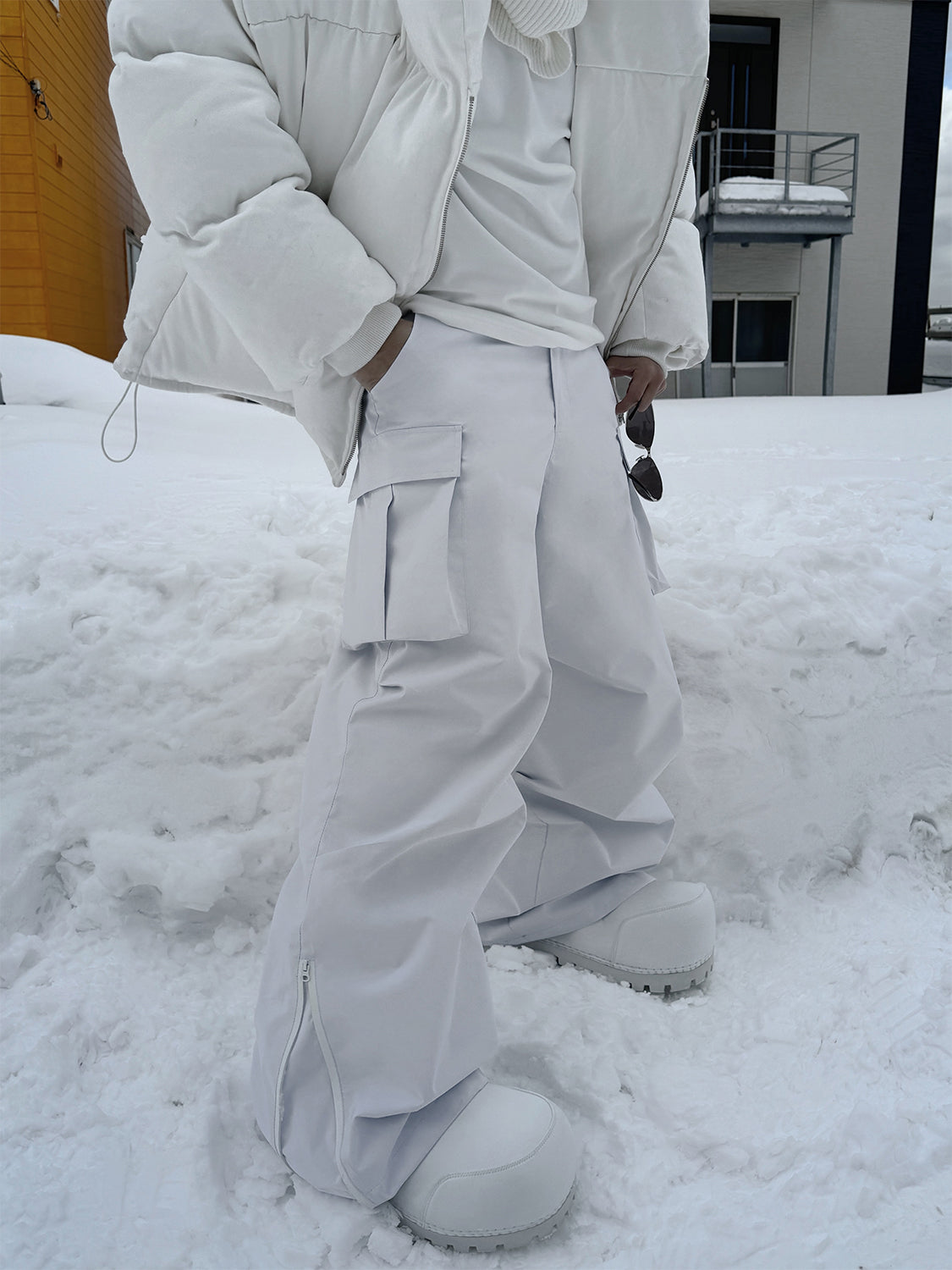 Wide-Leg Zipper Cargo Pants