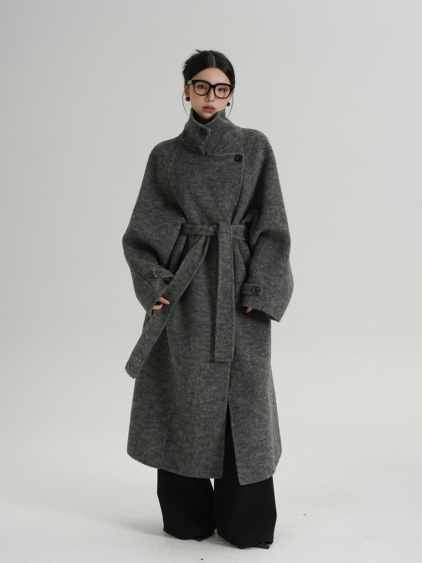 Frosted Column Funnel Wool Coat