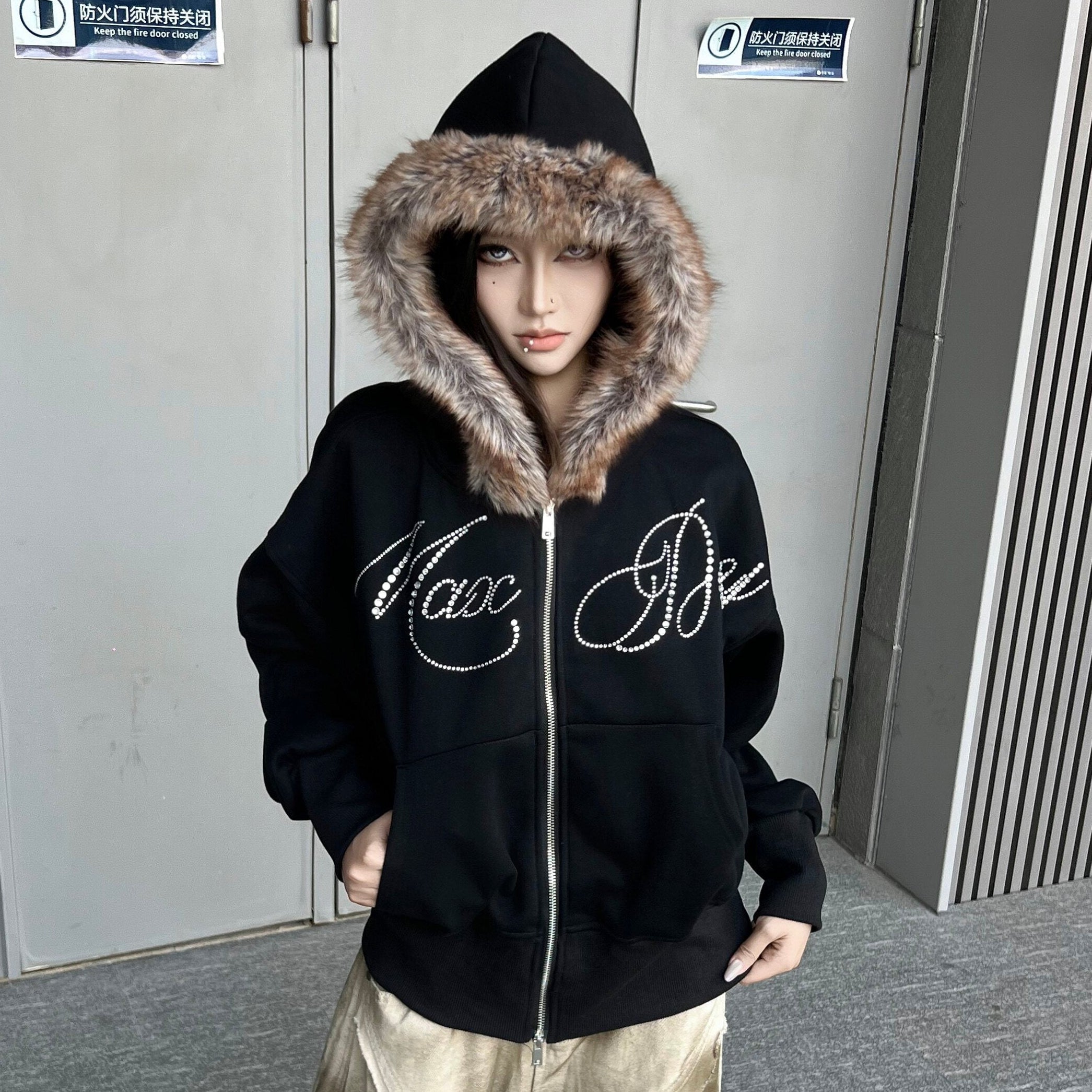 Faux-Fur Hooded Rhinestone Letter | Men's Zip-Up Hoodie