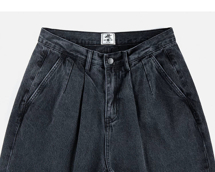 Taper Crest Vintage Wash Pleated Jeans