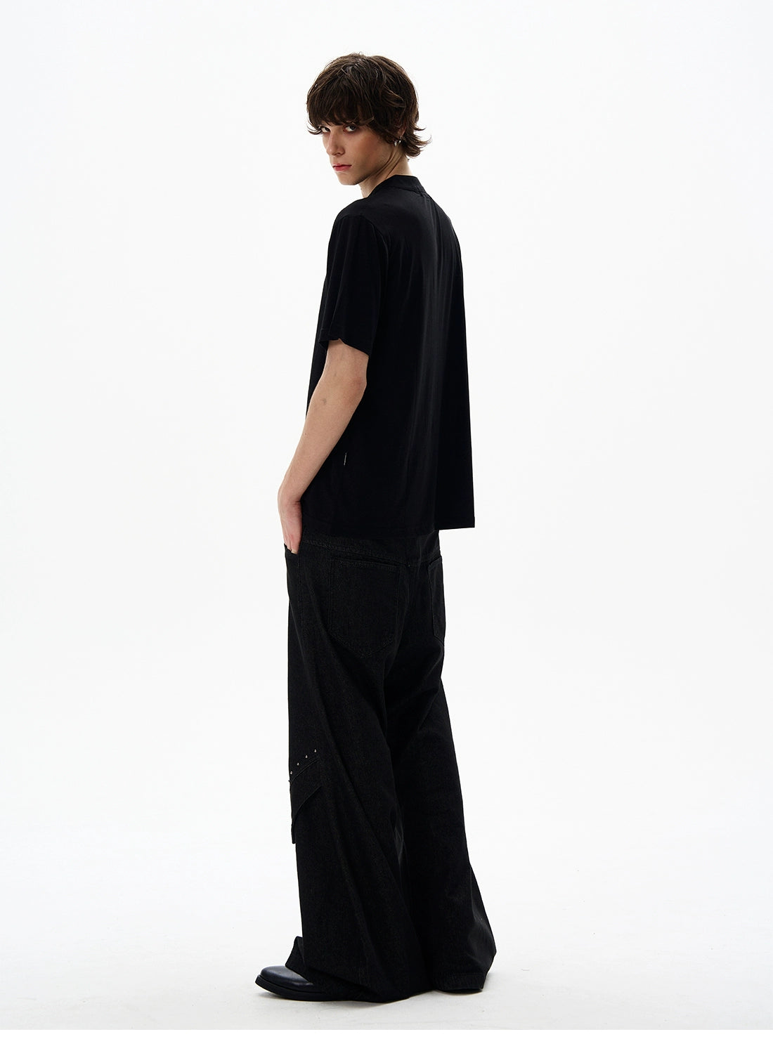 Echo Valley Quote Henley Shirt