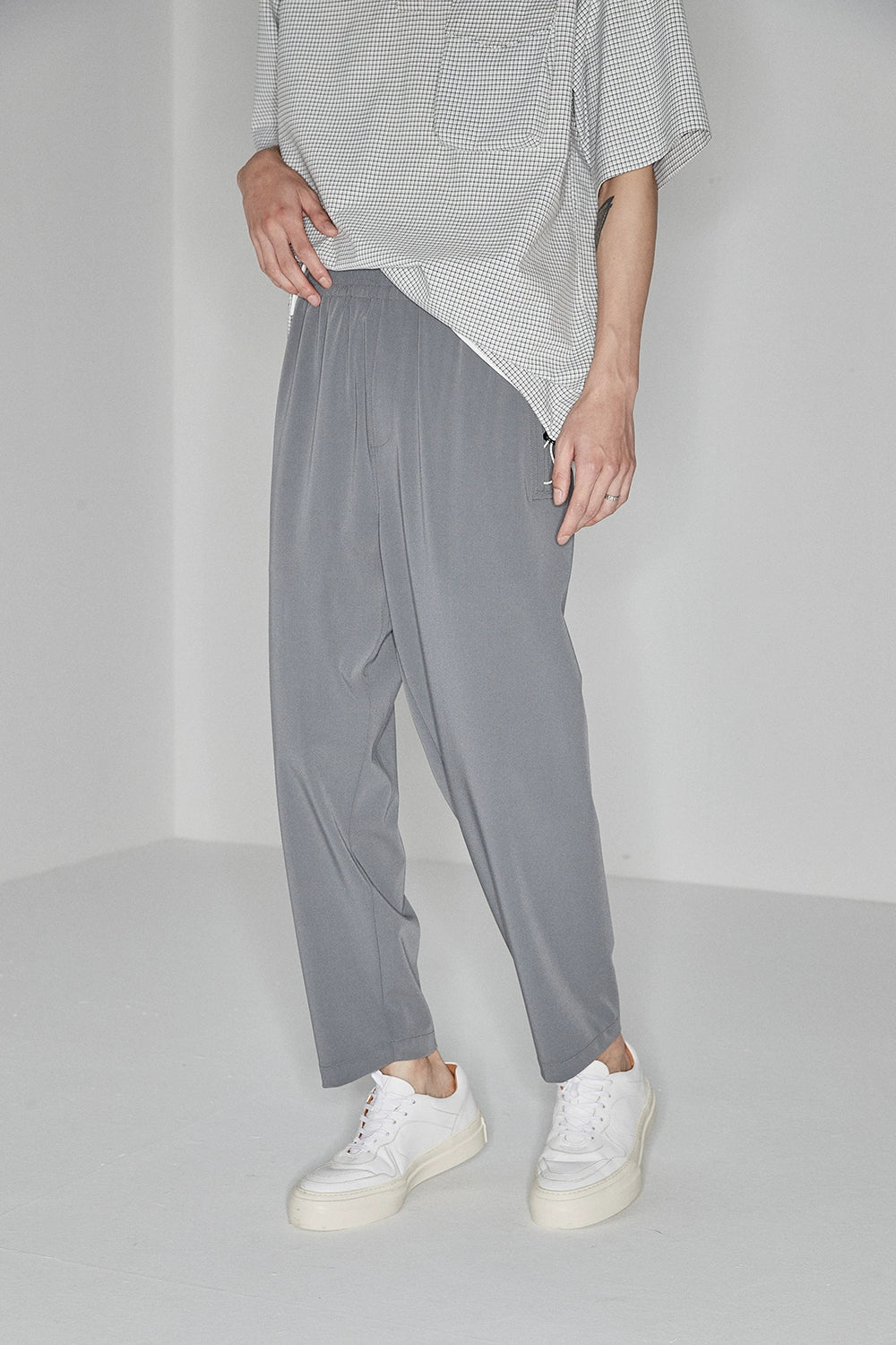 Side Seam-Free Elastic Waist Cropped Pants