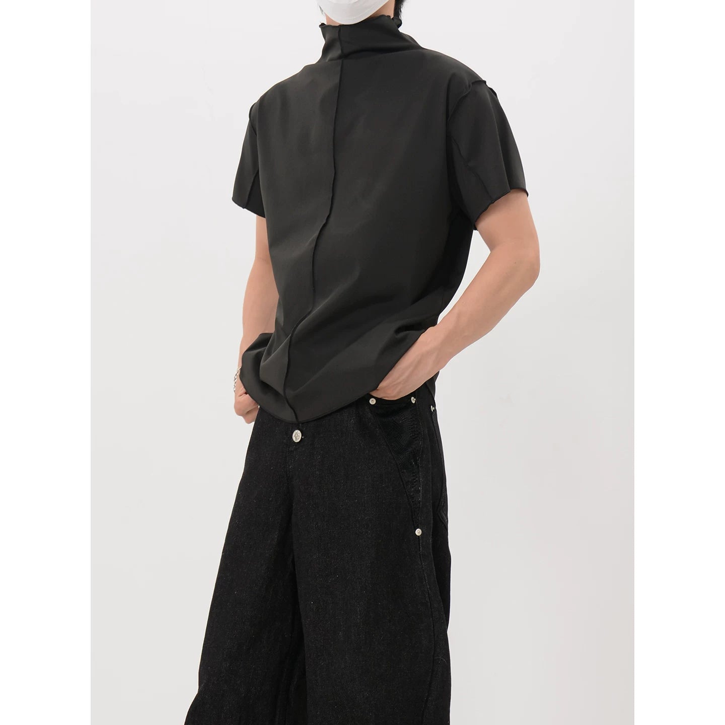 Back Seam Mock Neck Shirt