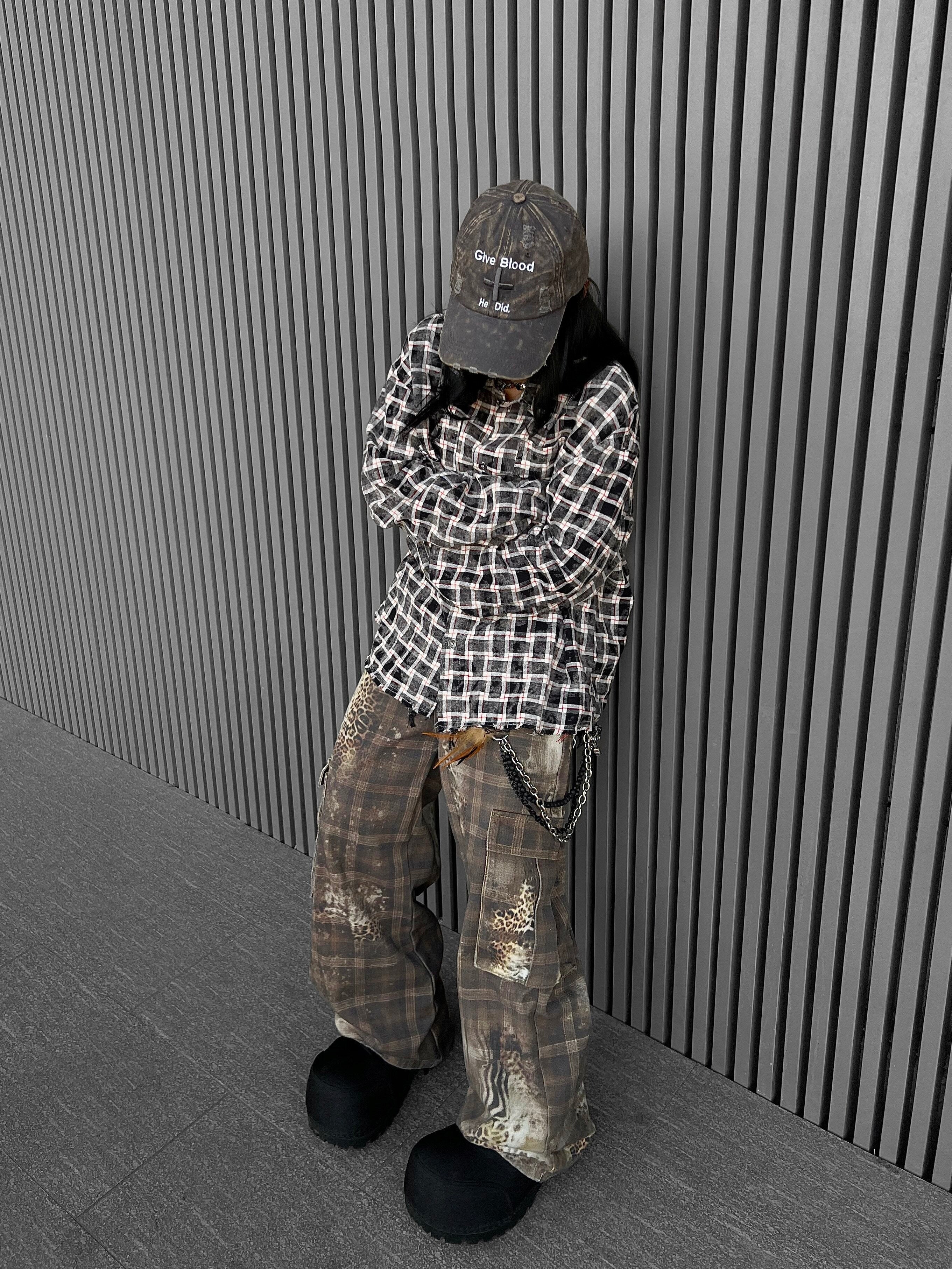 Men's Leopard Plaid Curved-Leg Cargo Pants