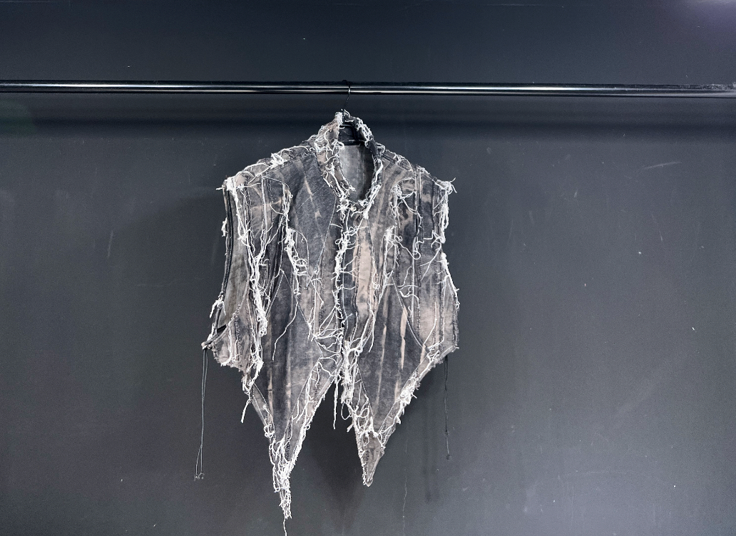 Wraith Web Shredded Sheer Vest