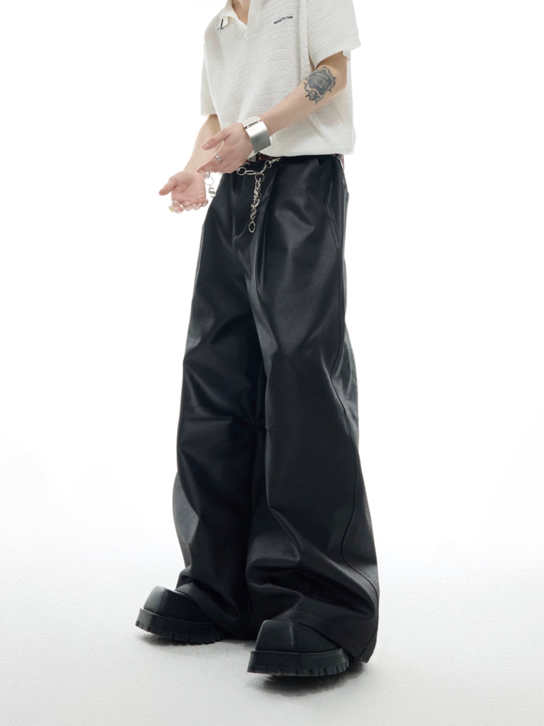 Black Wide-Leg Cargo or Skater Pants