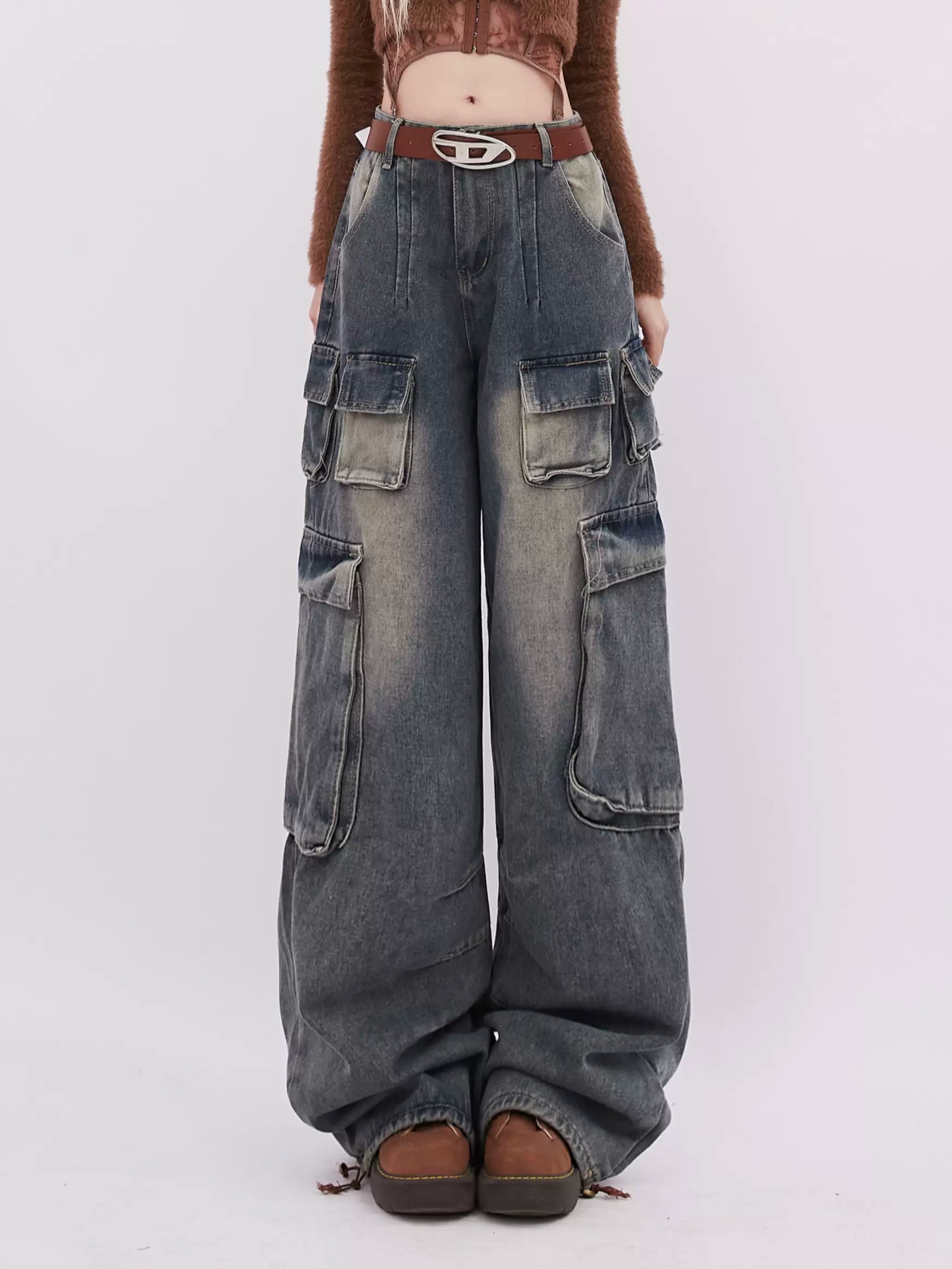 Distressed Washed Multi-Pocket Jeans - chiclara