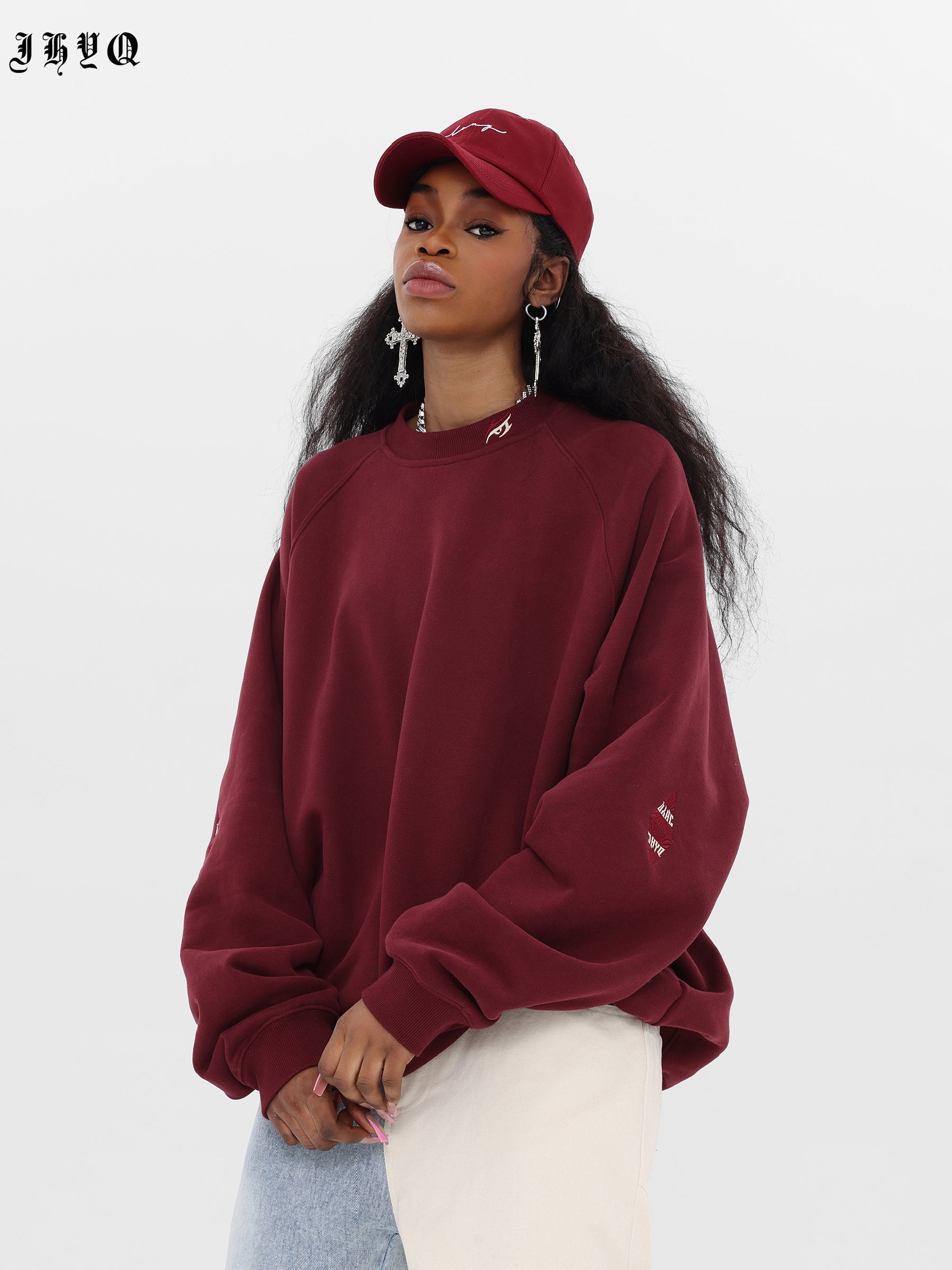 Heavyweight Sweater with Basic Embroidered Logo - chiclara