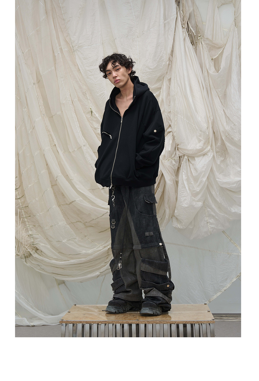 Convertible Panel Cargo Wide Leg Pants