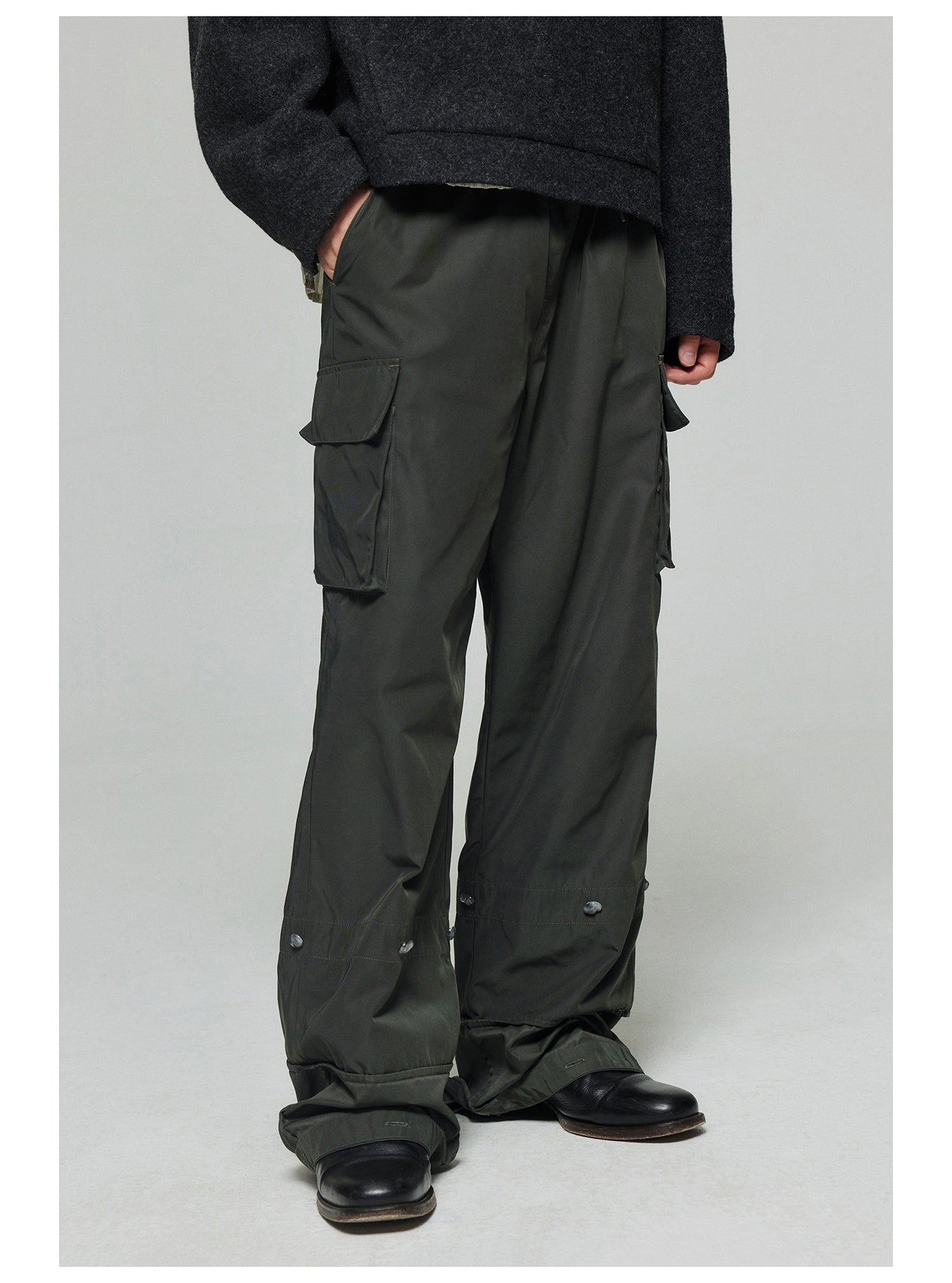 Adjustable Cuffs Nylon Cargo Pants