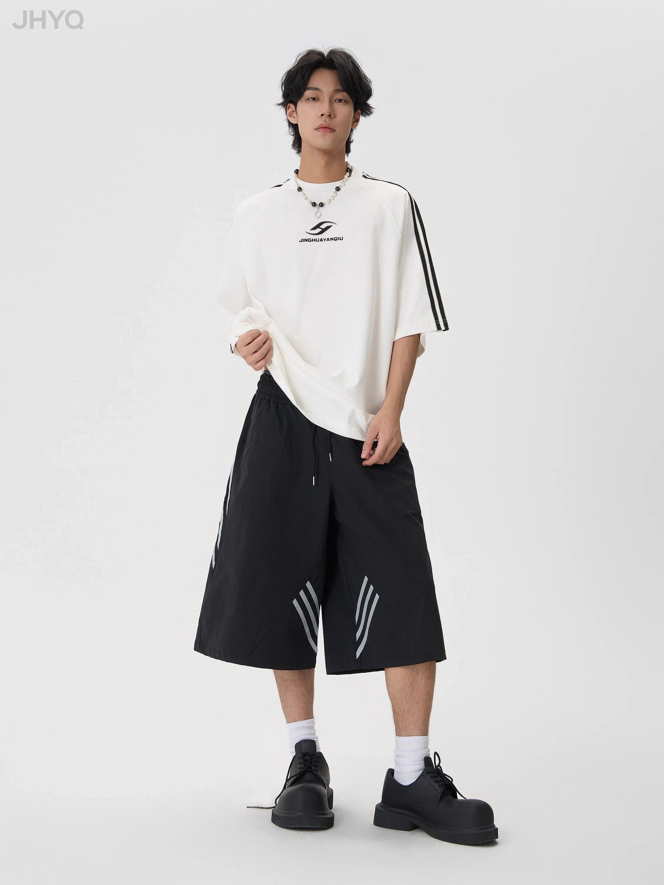 Sporty Baggy Shorts with Stripes - chiclara