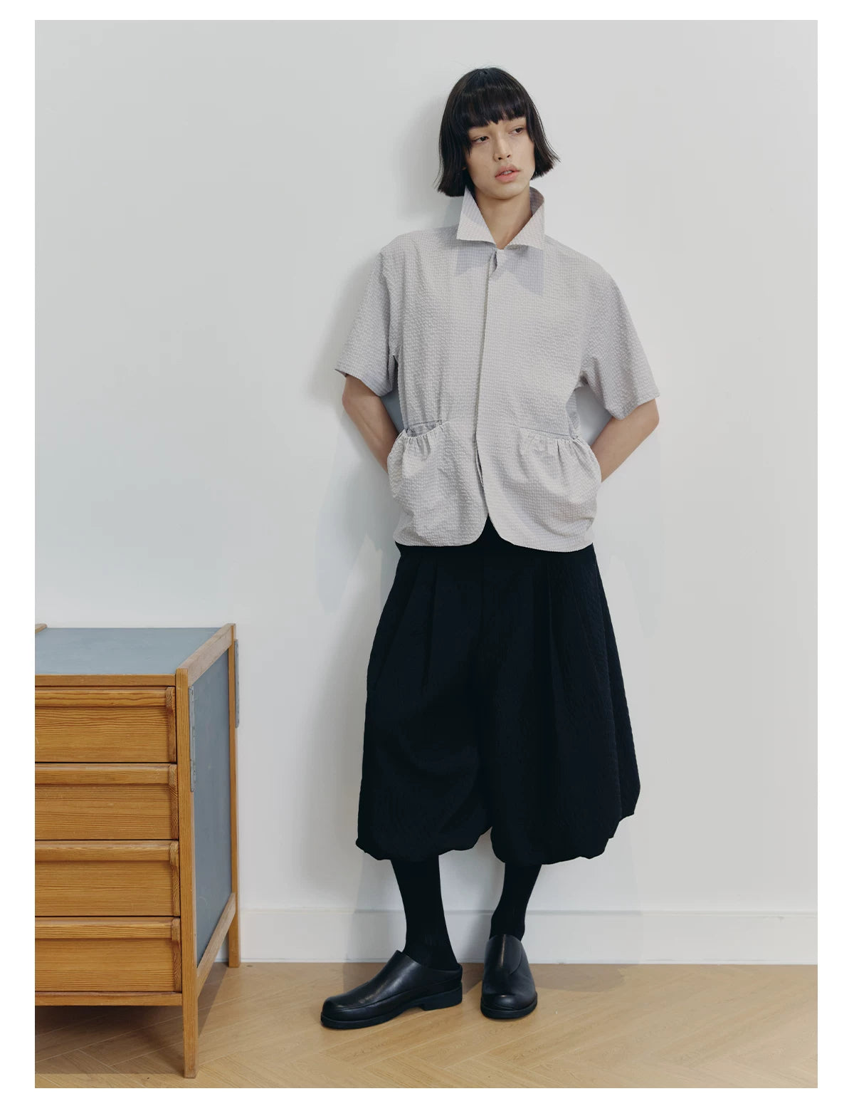 Textured Front Patch Pockets Short-Sleeve Shirt