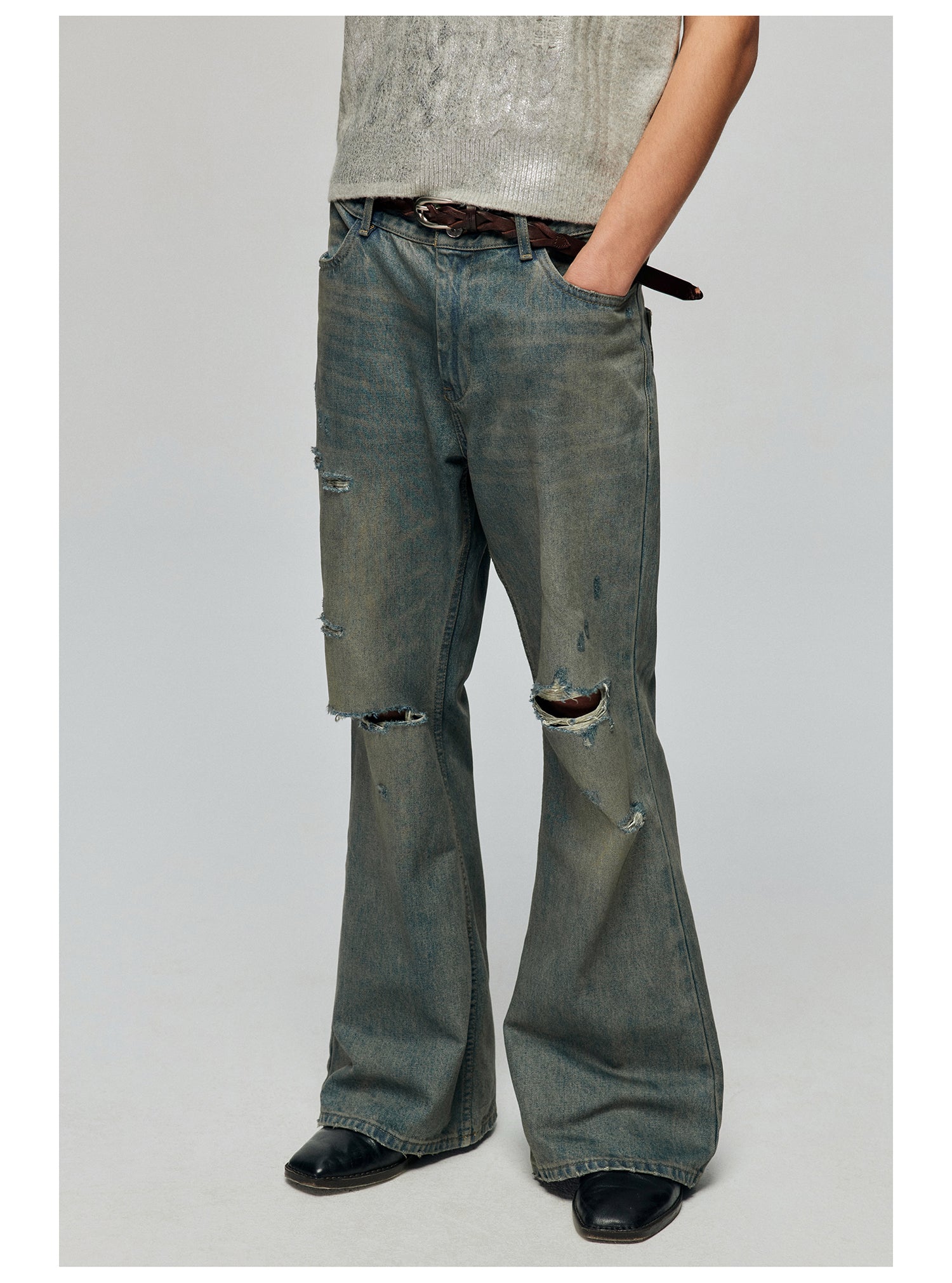 Retro Distressed Flared Jeans