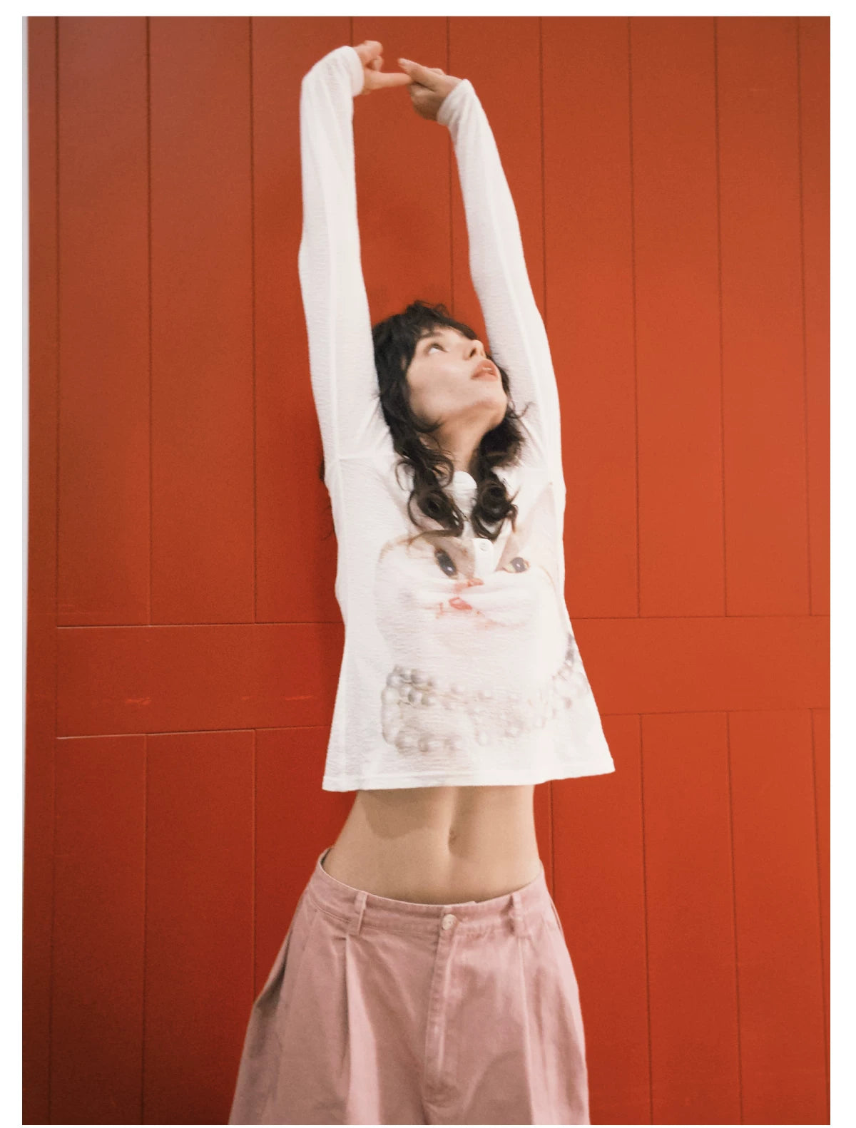 Pearl Duchess Kitty Henley Top