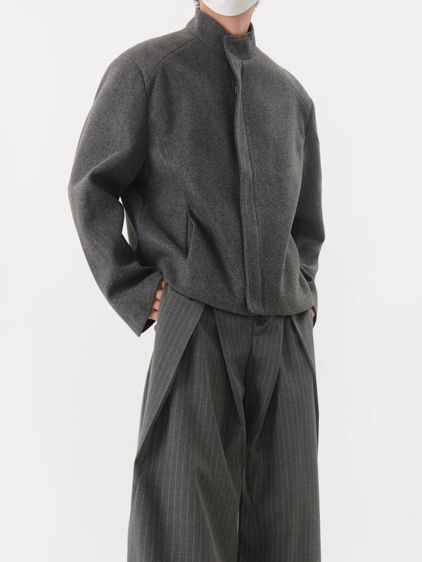Column Minimal Zip Jacket