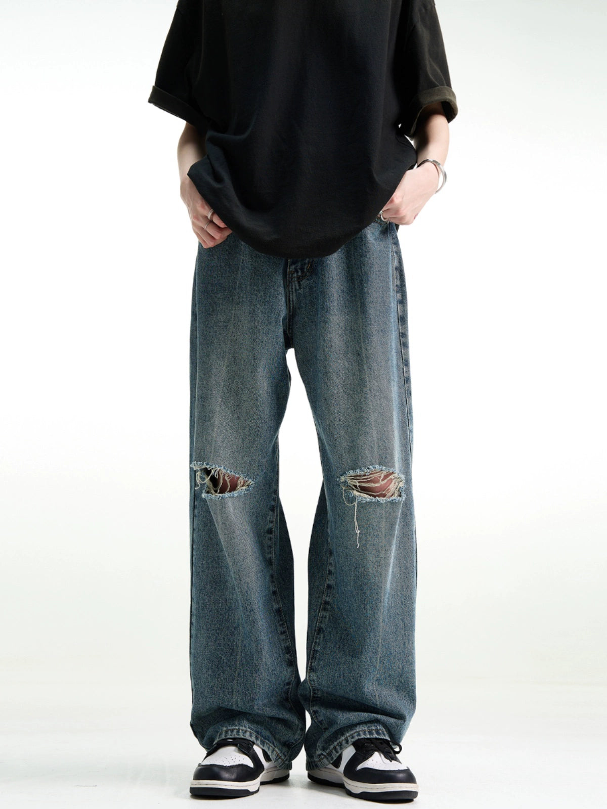 MADWITCH Vintage Vibe Distressed Straight-Leg Jeans