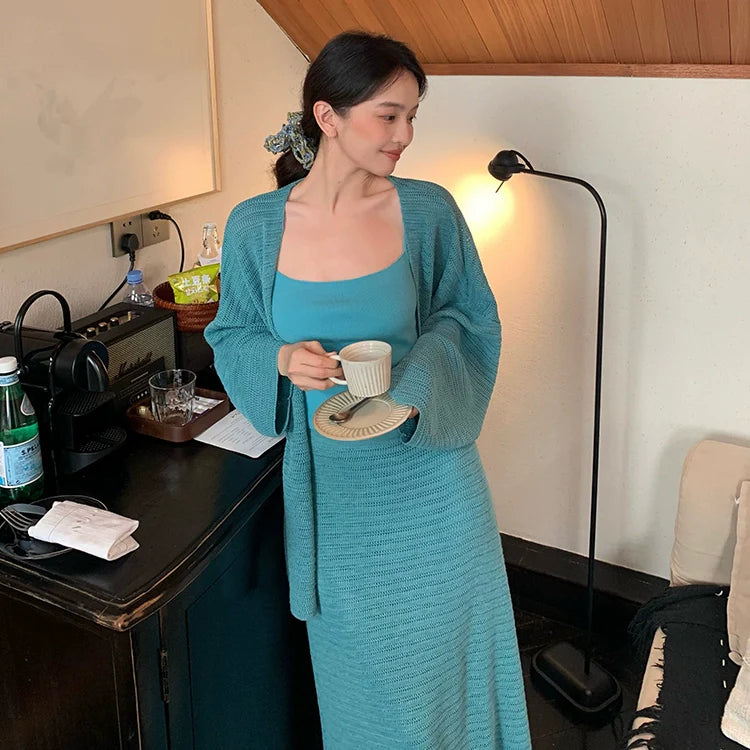 Two-Piece Top and Knit Maxi Skirt Setup