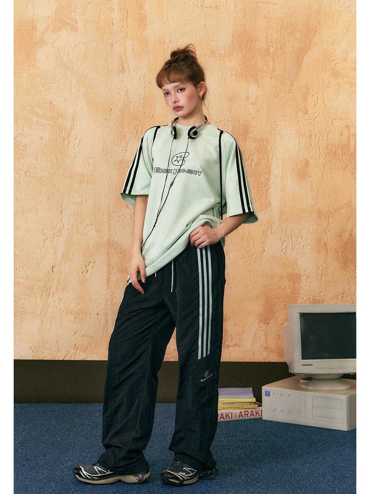 Ezek Free Project Sporty Two-Piece Set - Unisex Graphic T-Shirt And Wide-Leg Track Pants