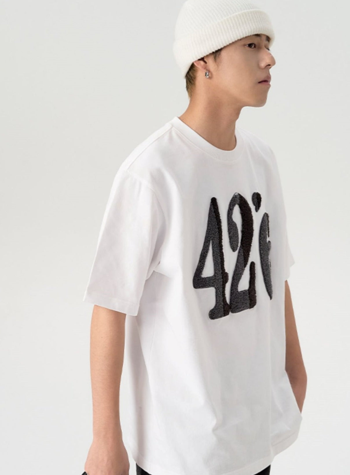 Summer Towel Logo Print Tee - chiclara