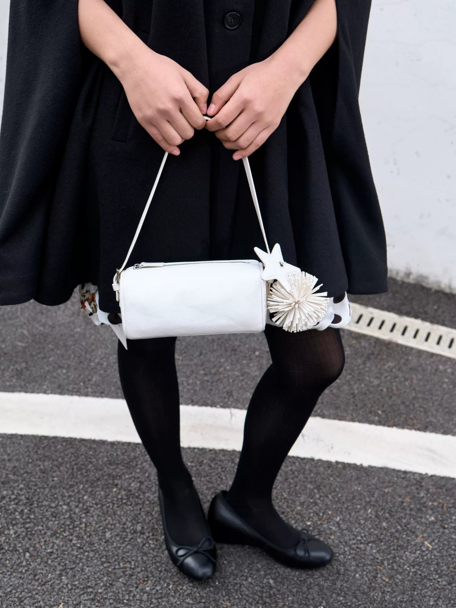 Star Tassel Cylinder Shoulder Bag - view 3