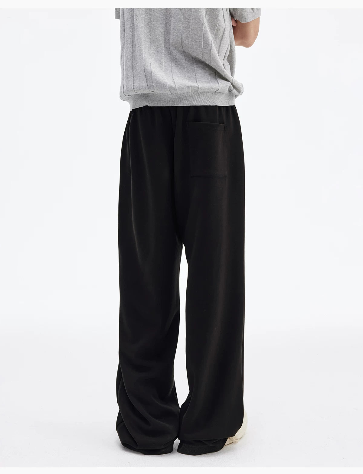 Relaxed Soft Wide-Leg Drawstring Sweatpants