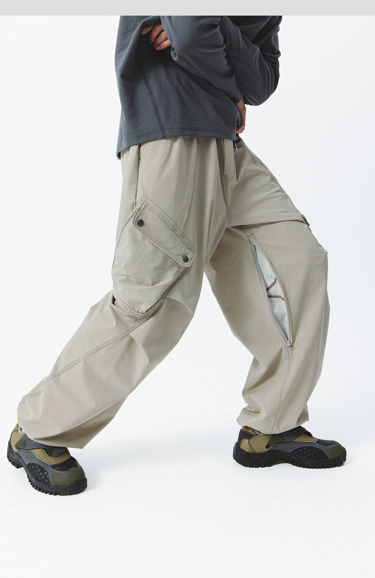 Outdoor Cargo Pants with Pockets