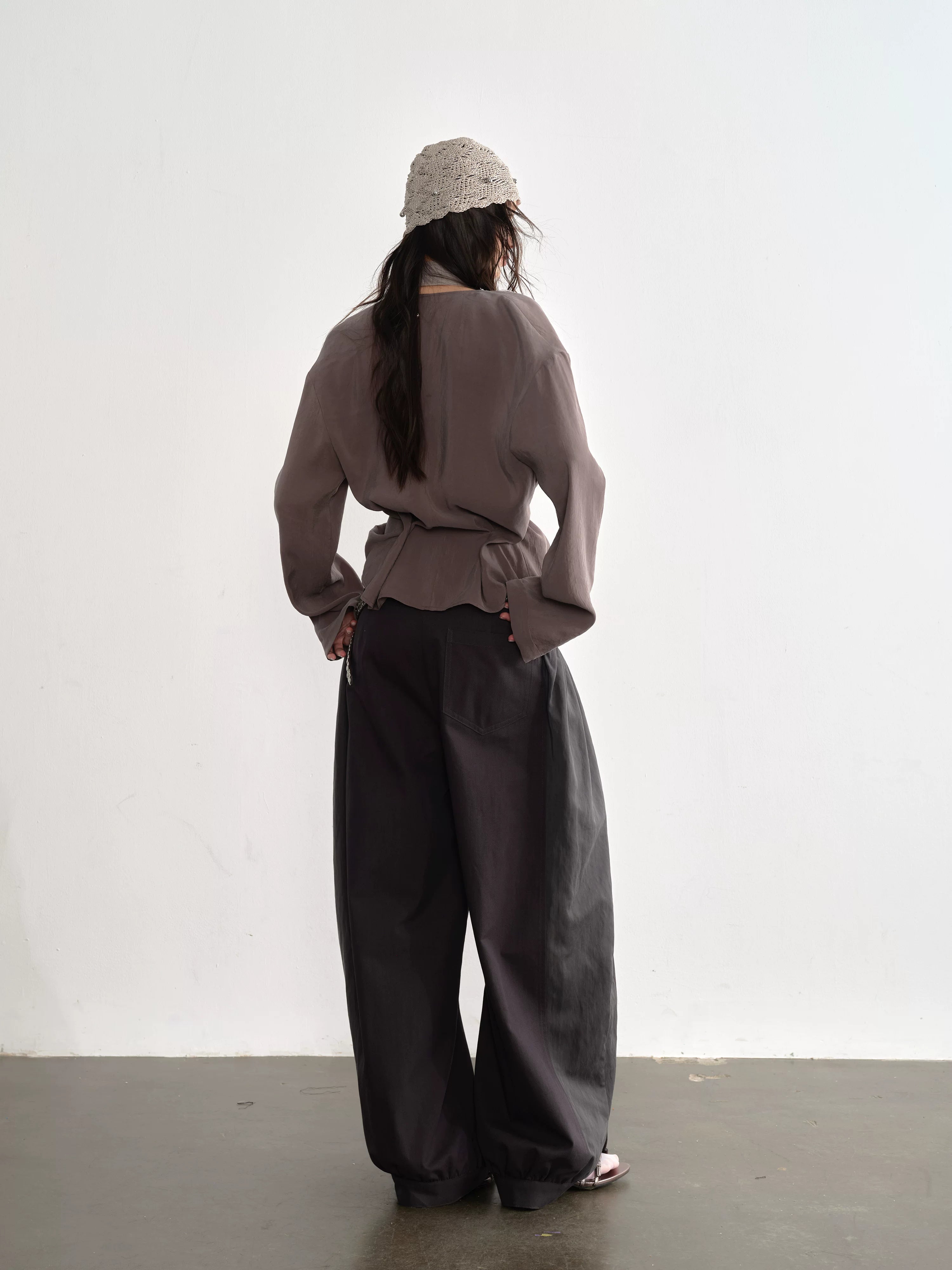 Noir Balloon Tie Waist Pants