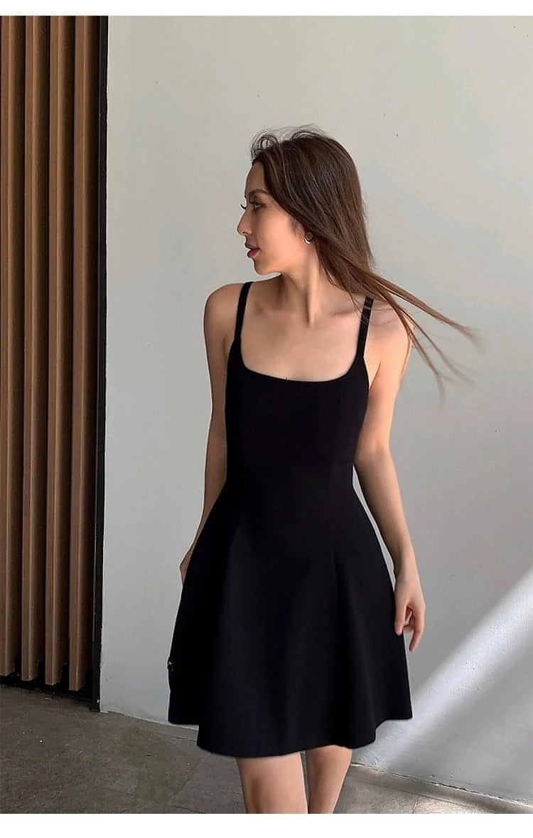 Summer Collection: Black Square-Neck A-Line Dress - chiclara