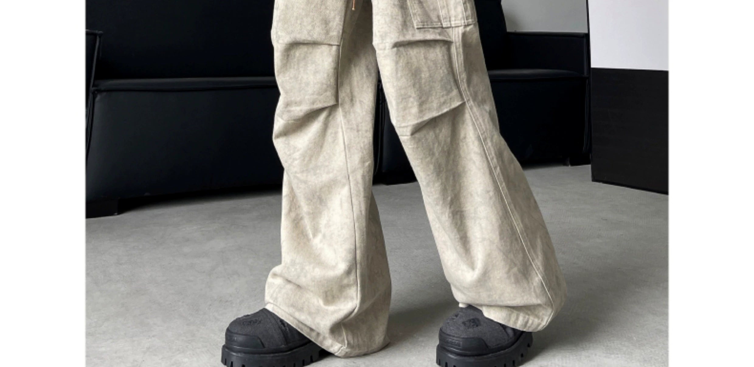 Loose Fit Light Wash Cargo Pants