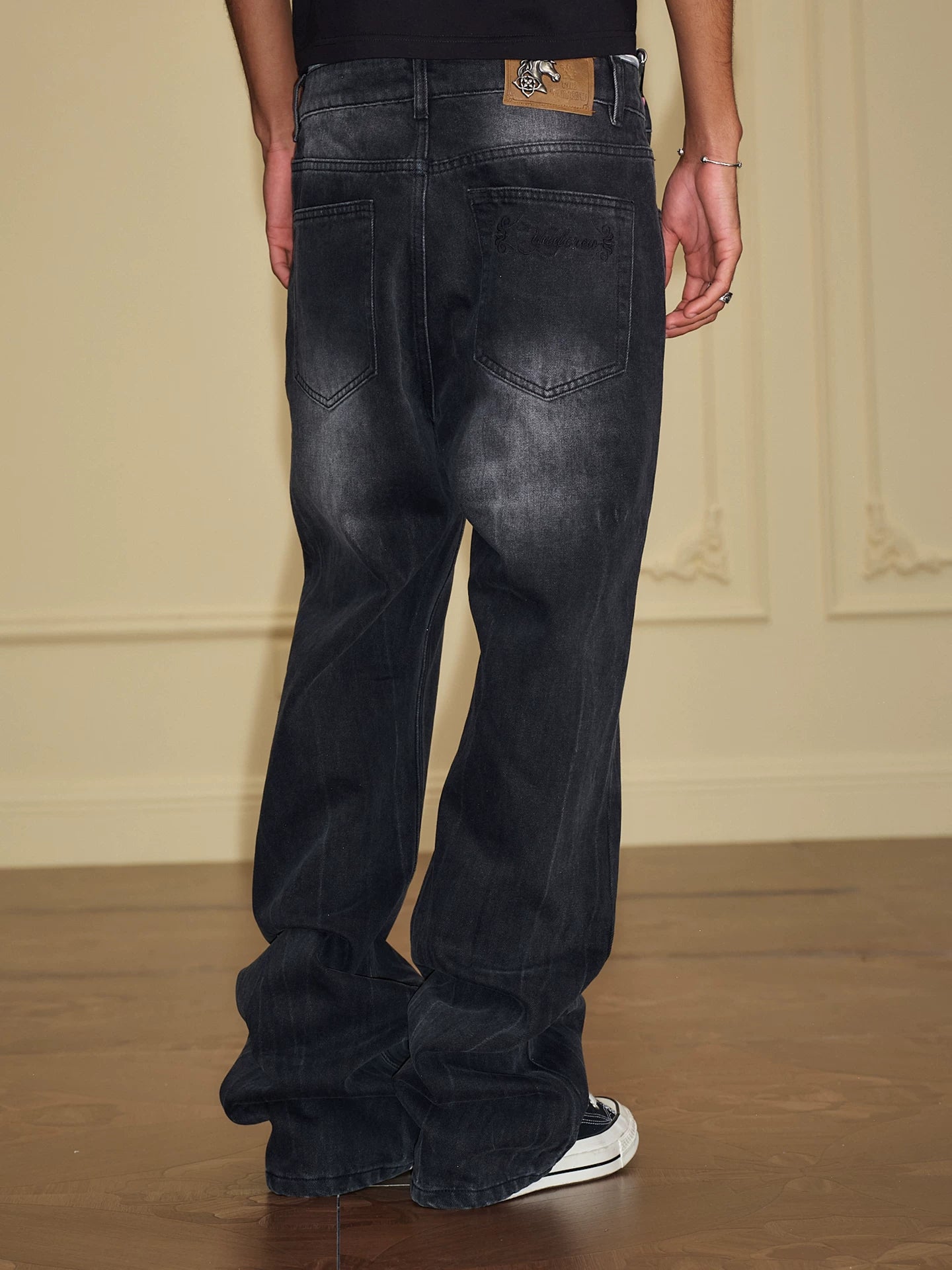 Washed Asymmetric Waist Wide-Leg Jeans